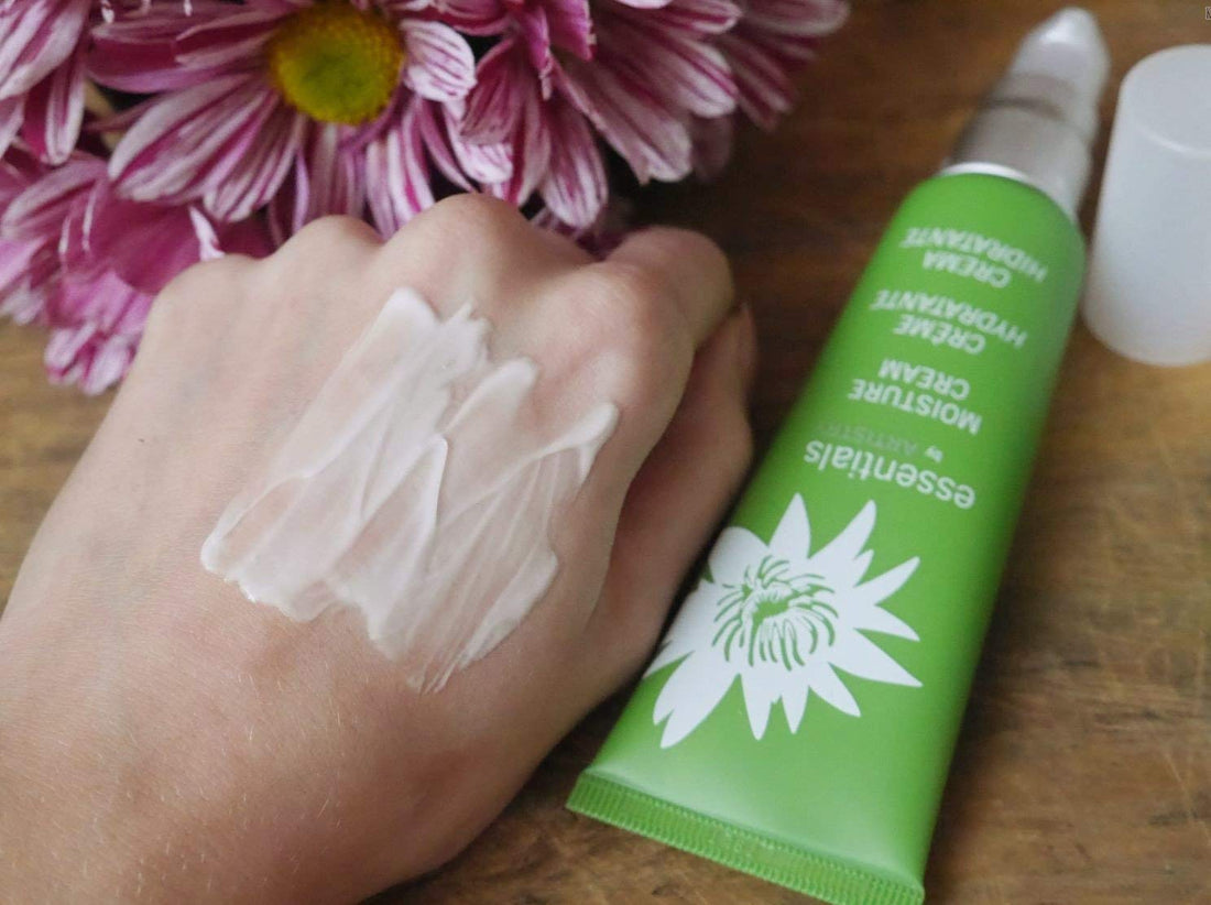 Amway Moisturizing Cream Essentials (50 ml/1.7 fl/oz)