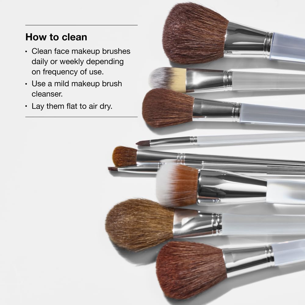 Clinique Eye Shader Brush For Eyes | Large + Plush, Ideal for Blending Eyeshadow