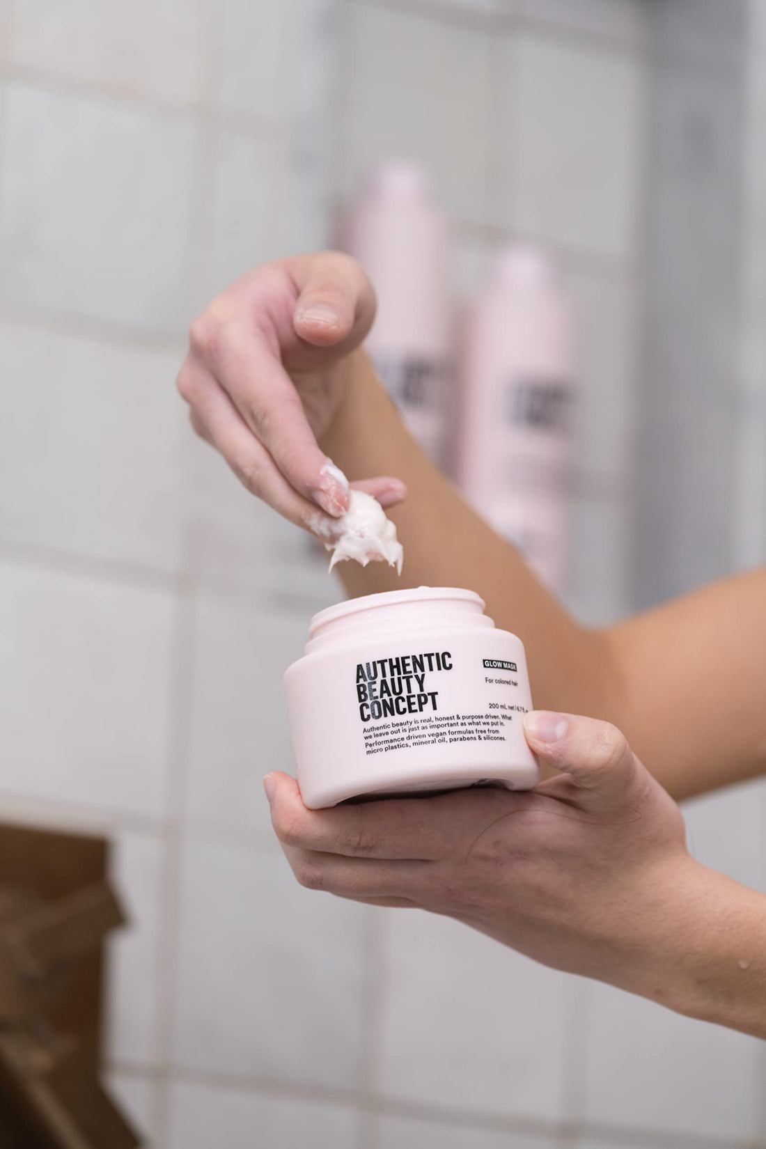 Authentic Beauty Concept Glow Mask | Color Treated Hair| Improves Softness and Shine | Vegan & Cruelty-free | Silicone-free | 6.7 fl. oz.