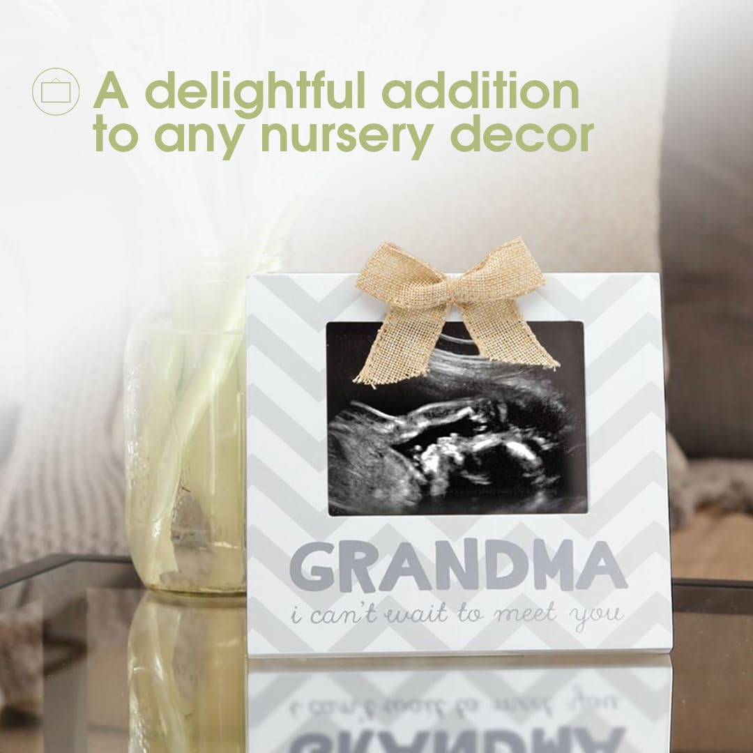 Pearhead Grandma Pregnancy Announcement Sonogram Picture Frame, Ultrasound Photo Frame for New Grandparents, Ideal Pregnancy Reveal Keepsake for Grandmothers, 4x5 Photo Insert, Chevron Gray