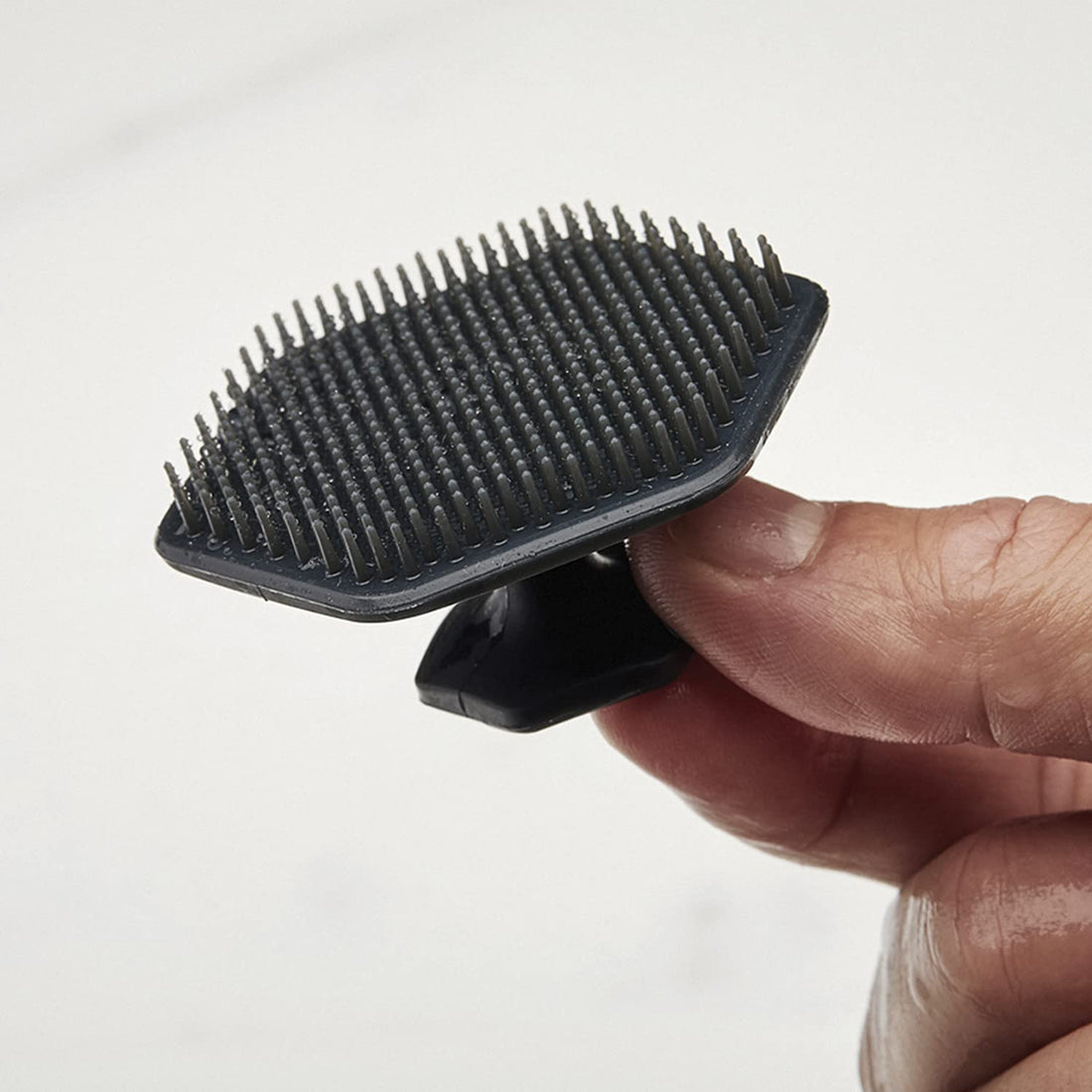 TOOLETRIES Men's Face Scrubber - Premium Silicone Facial Cleansing Brush, Gentle Exfoliator Pad & Soft-Touch Massager - Removes Dead & Dry Skin - Long Lasting Shower Accessories - Charcoal