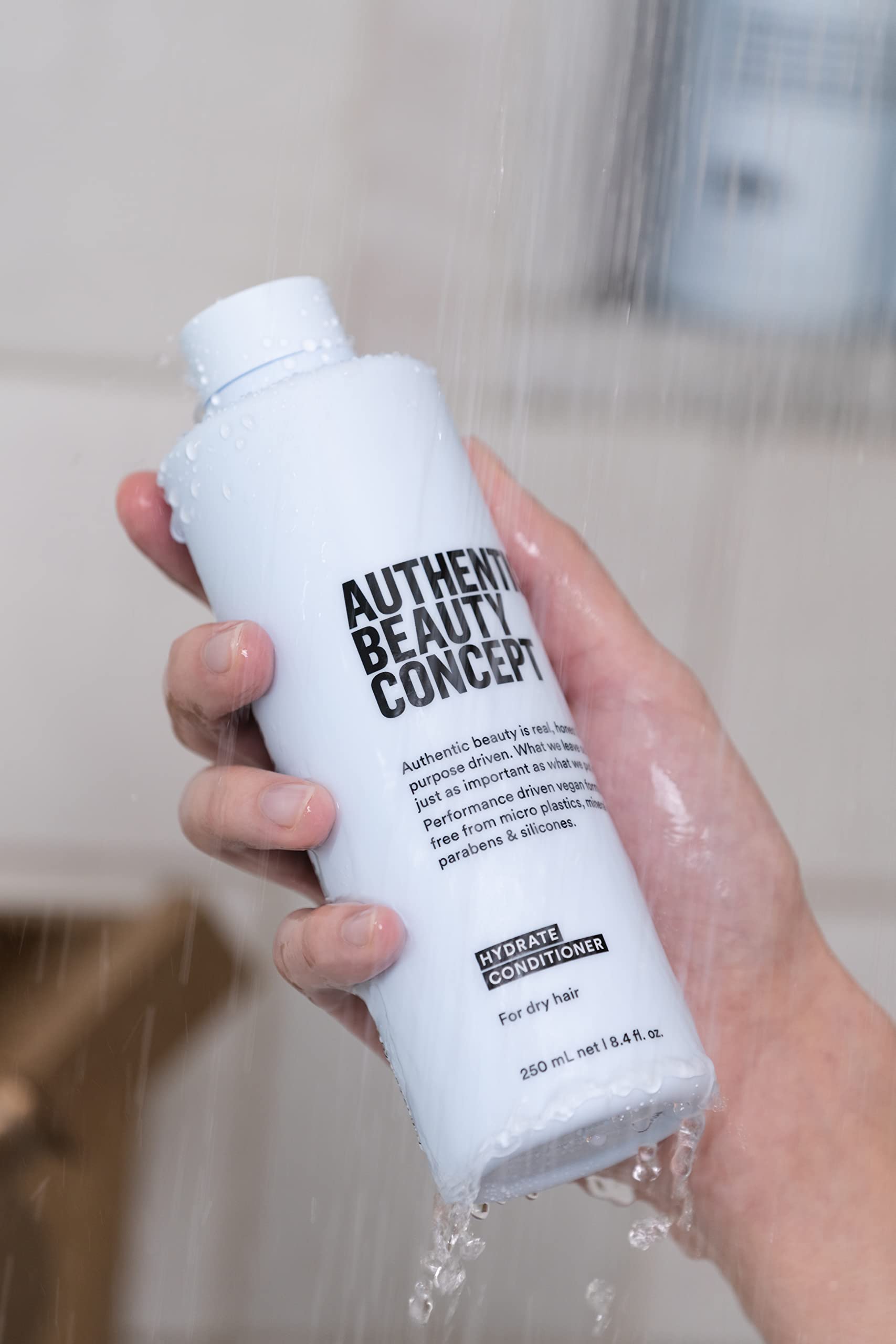 Authentic Beauty Concept Hydrate Conditioner | Normal To Dry or Curly Hair | Adds Moisture & Shine | Vegan & Cruelty-free | Silicone-free | 8.4 fl. oz.