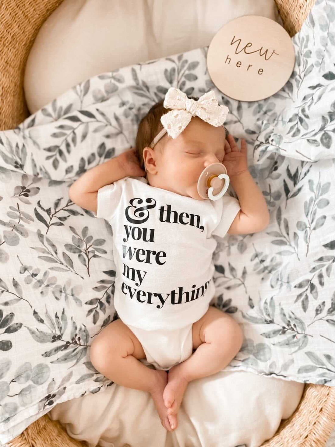 Miaoberry Organic Muslin Swaddle Blankets with Matching Hat and Wooden Hello World Newborn Sign | Eucalyptus Newborn Photography Props | Birth Announcement Sign