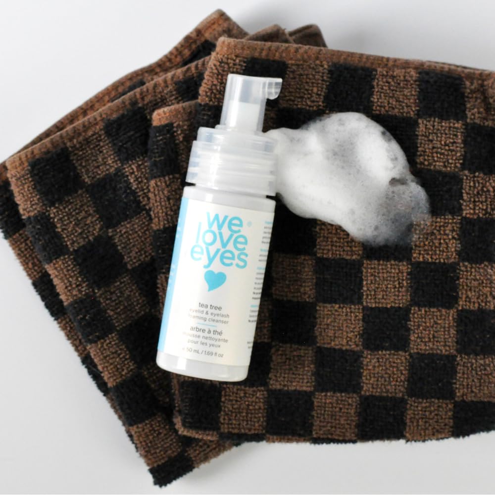 We Love Eyes: Tea Tree Eyelid Foaming Cleanser - Vegan. All natural. Cruelty free. Safe for false lashes and eyelash extensions.