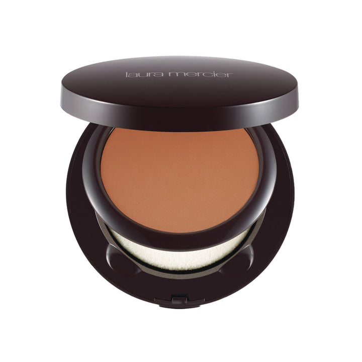 Laura Mercier Smooth Finish Foundation Powder, Non-Comedogenic, Breathable, Sheer to Full Coverage, Wet or Dry Application, Matte or Natural Finish, Oil-Free, Ideal for All Skin Types, Shade 19