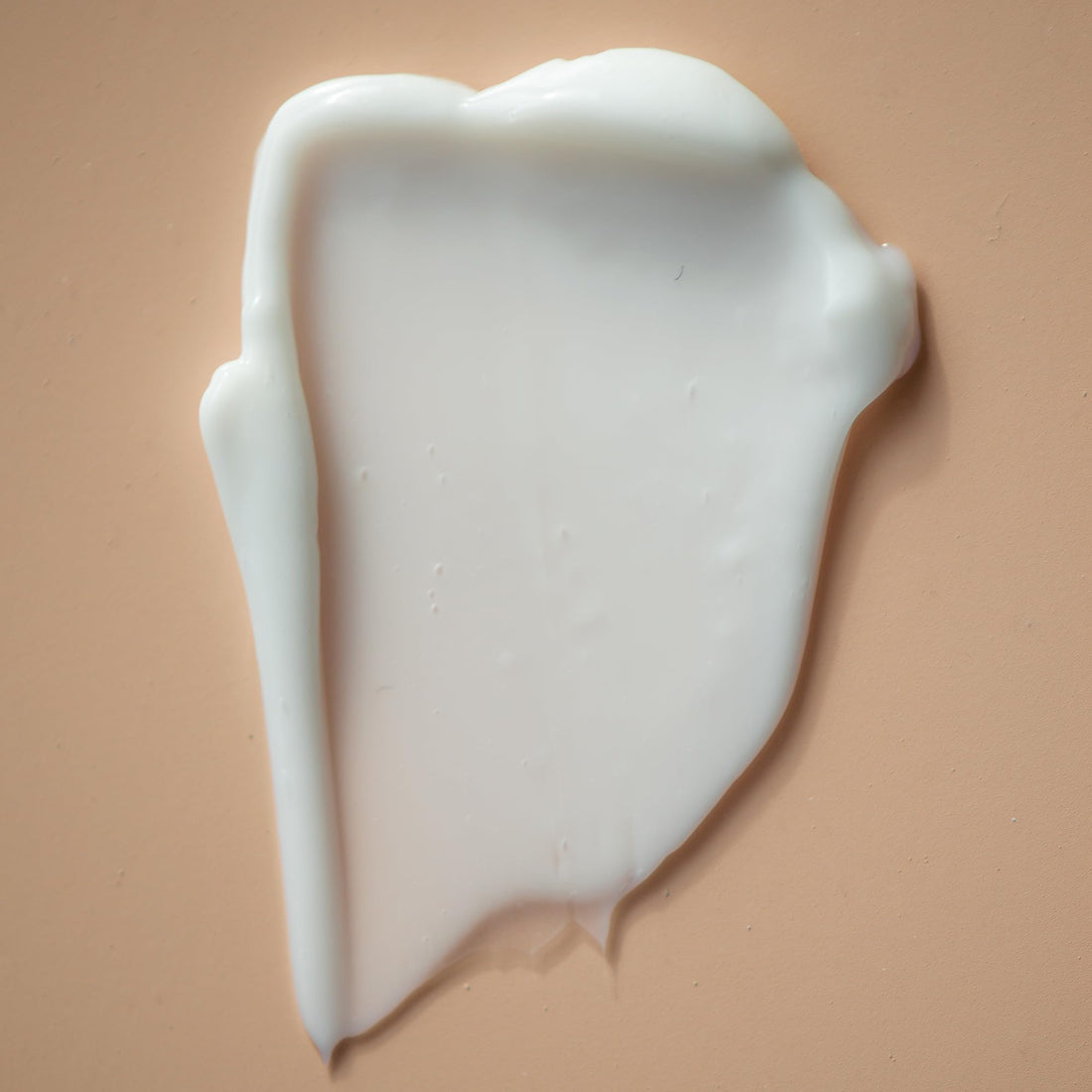 Summer Fridays Summer Silk Nourishing Body Lotion - Hydrating Body Lotion with Hyaluronic Acid, Shea Butter, Grapeseed Oil, and Cocoa Butter - Non-Greasy Moisturizer for Dry Skin (6.7 Fl Oz)