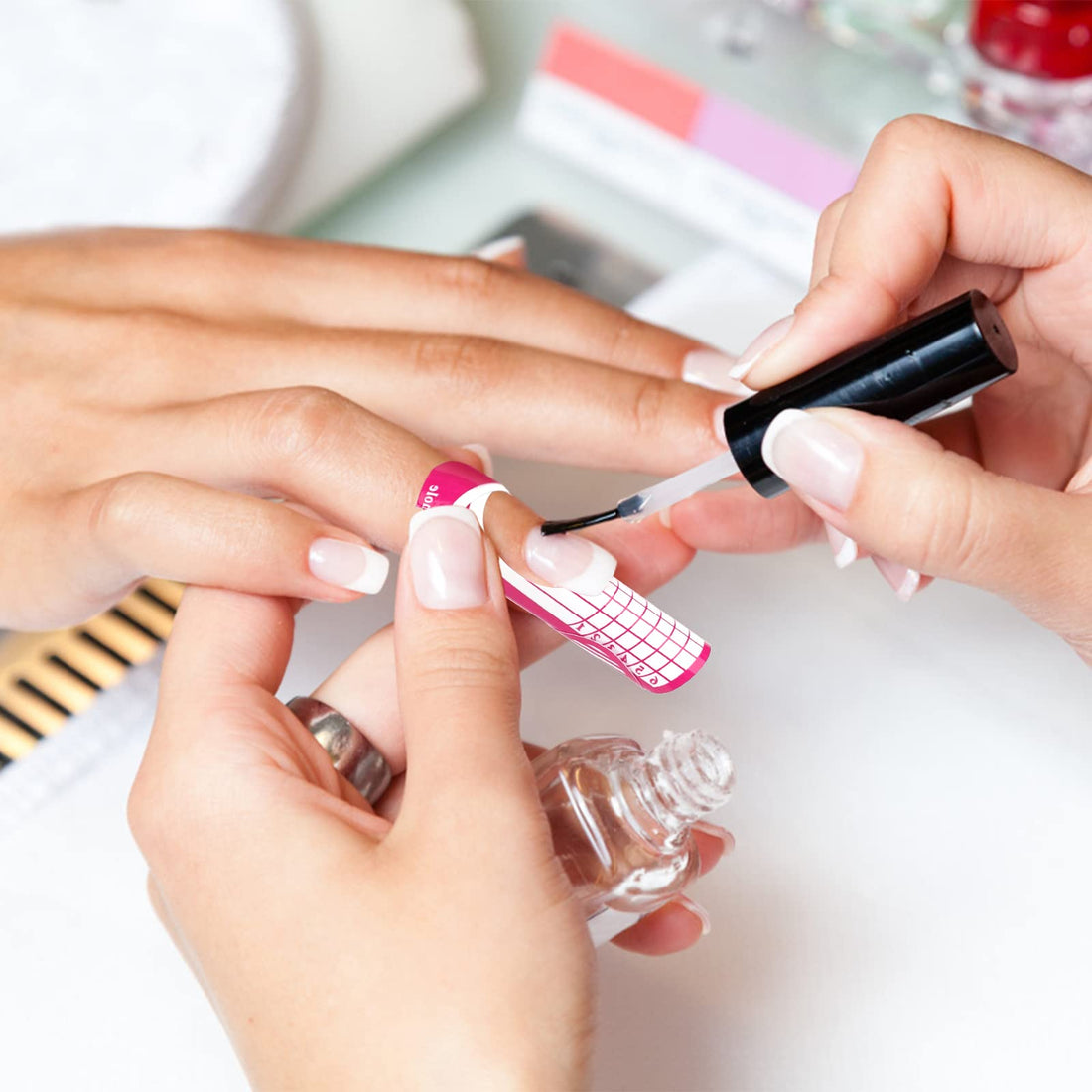 G2PLUS Nail Form, Nail Art Guide Stickers for Acrylic UV Gel Nail Tips Manicure Extension Tool (1 Roll / 500 PCS - Red)