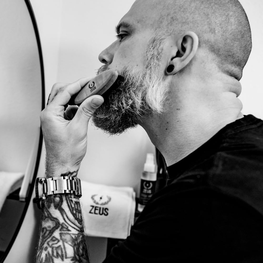 ZEUS 100% Boar Bristle Pocket Beard Brush, Medium-Firm Bristles