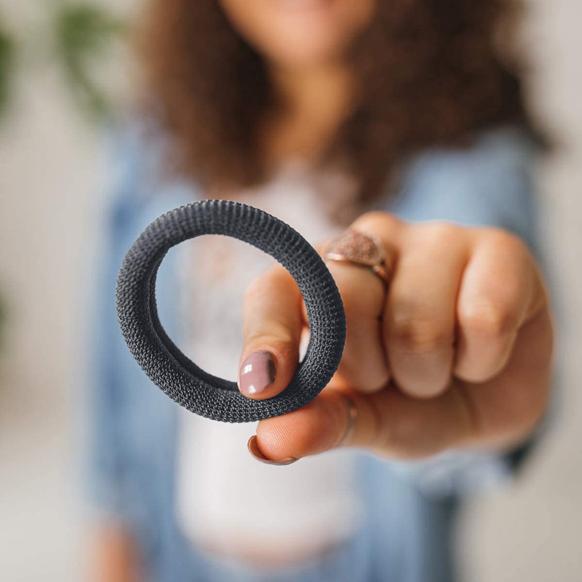 Burlybands - The Ultimate Hair Ties for Thick Heavy or Curly Hair. No Slipping Damage Breaking or Stretching Out. Seamless Ponytail Holders Scrunchies Sports Hair Ties for Thick Hair (Dk Gray 3 Pcs)