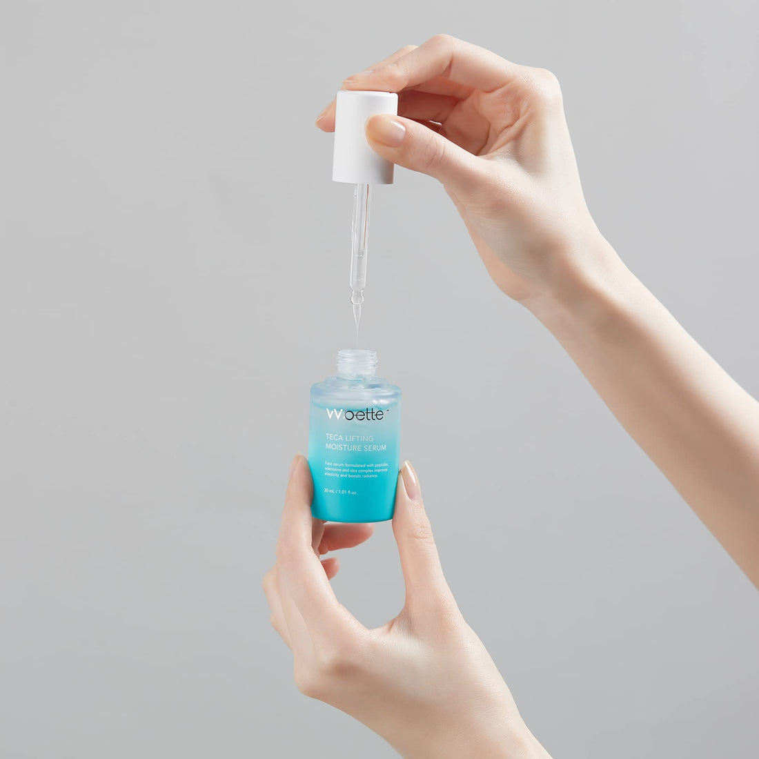 VVBETTER Centella Asiatica Lifting Serum for Face with Peptides, Niacinamide and Hyaluronic Acid, Hydrating & Brightening Korean Skincare, Glow & Plump Effect, for Sensitive Skin 1.01 fl. Oz