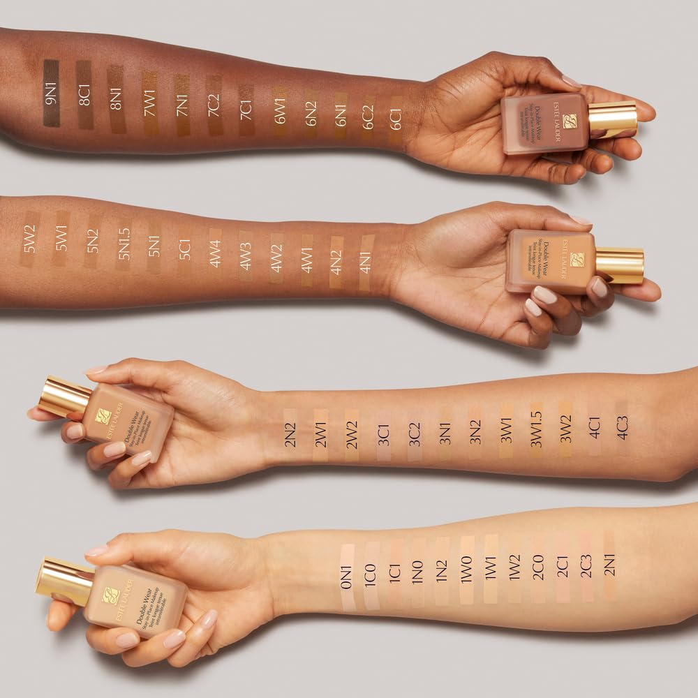 Estée Lauder Double Wear Stay-in-Place 24-Hour Long-Wear Matte Foundation Makeup, 1 Fl Oz, 0N1 Alabaster