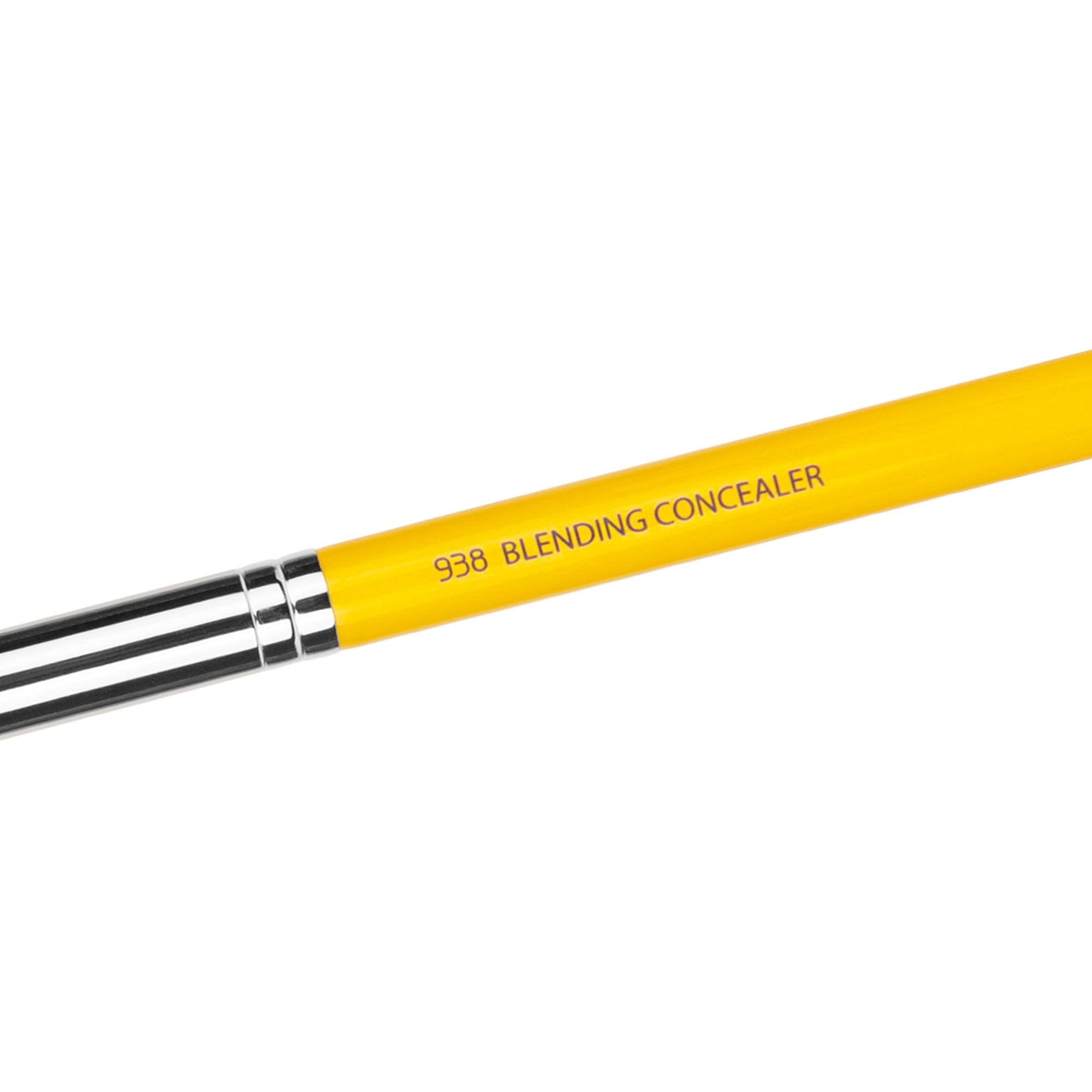 Bdellium Tools Professional Makeup Brush Studio Line - 938 Blending Concealer
