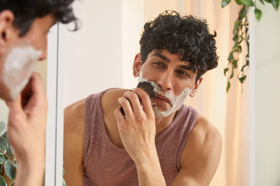 The Body Shop Maca Root & Aloe Softening Shaving Cream for Men - Feel Refreshed And Moisturised