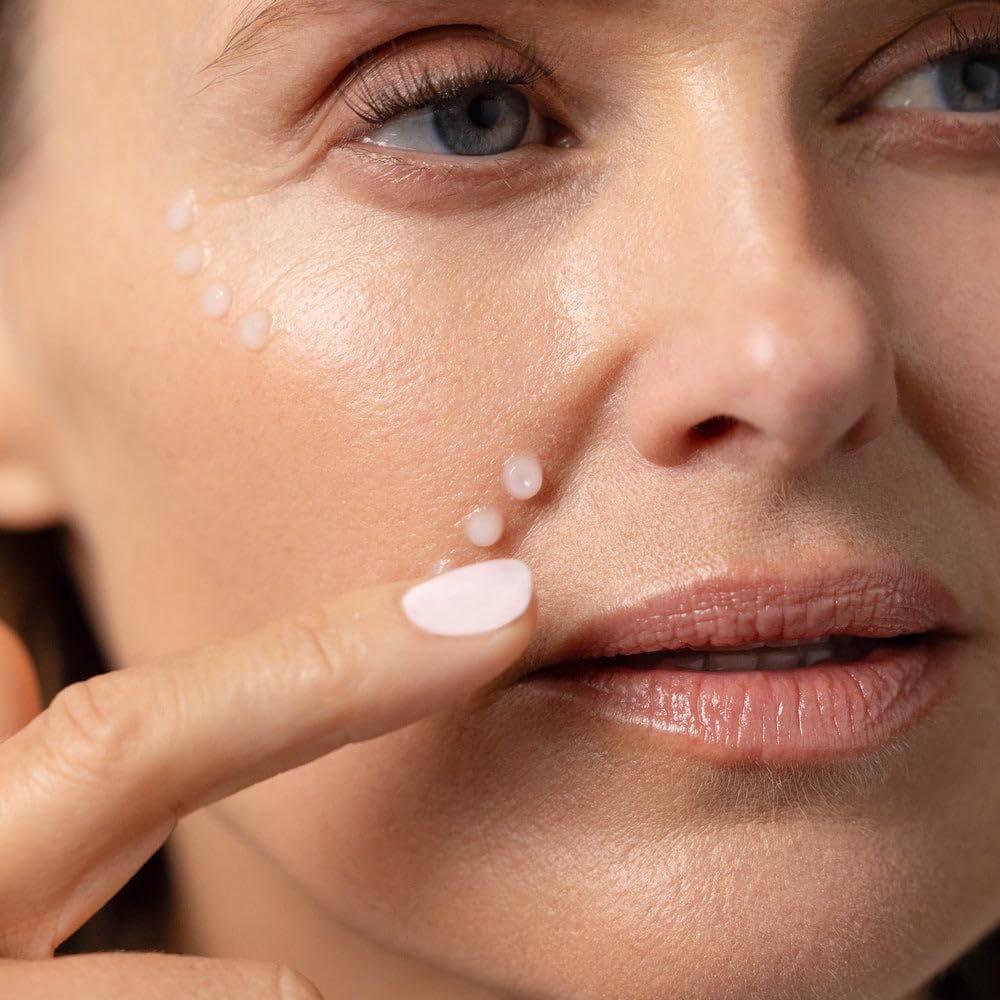 RéVive Intensité Face Serum - Volumizing Wrinkle Filler & Skin Firming Serum to Restore Lost Facial Volume - Supports Skin's Collagen & Elastin Production (30ml)