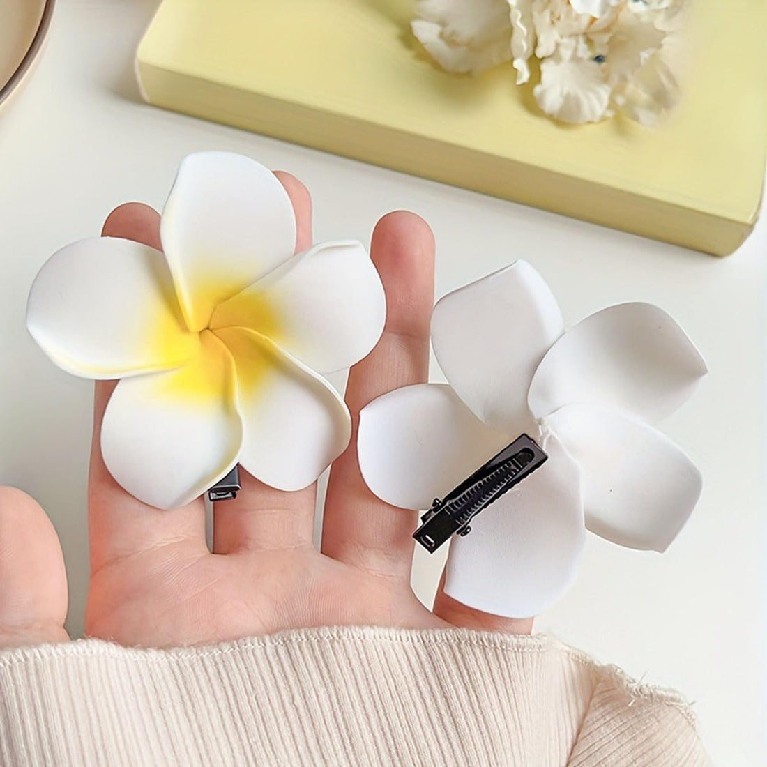 50Pcs 2.5 White Foam Hawaiian Frangipani Artificial Plumeria Flower Hat Hair Clips for Home Bridal Wedding Tropical Party Beach Vacation Decoration