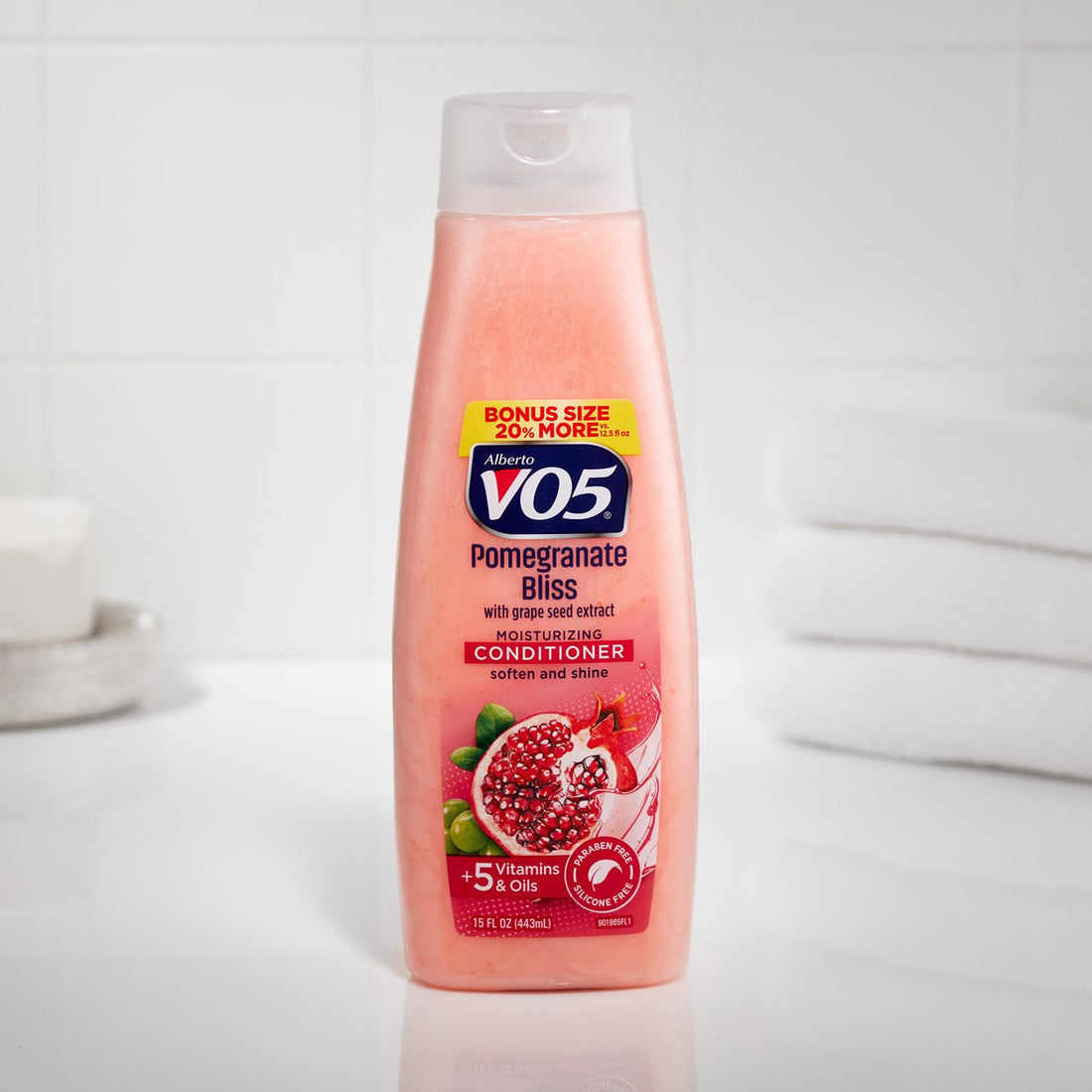 Vo5 Alberto Pomegranate Bliss Revitalizing Conditioner - Hair Conditioner Formulated with Essential Vitamins and Oils - Fruity Fragrance - 15 oz