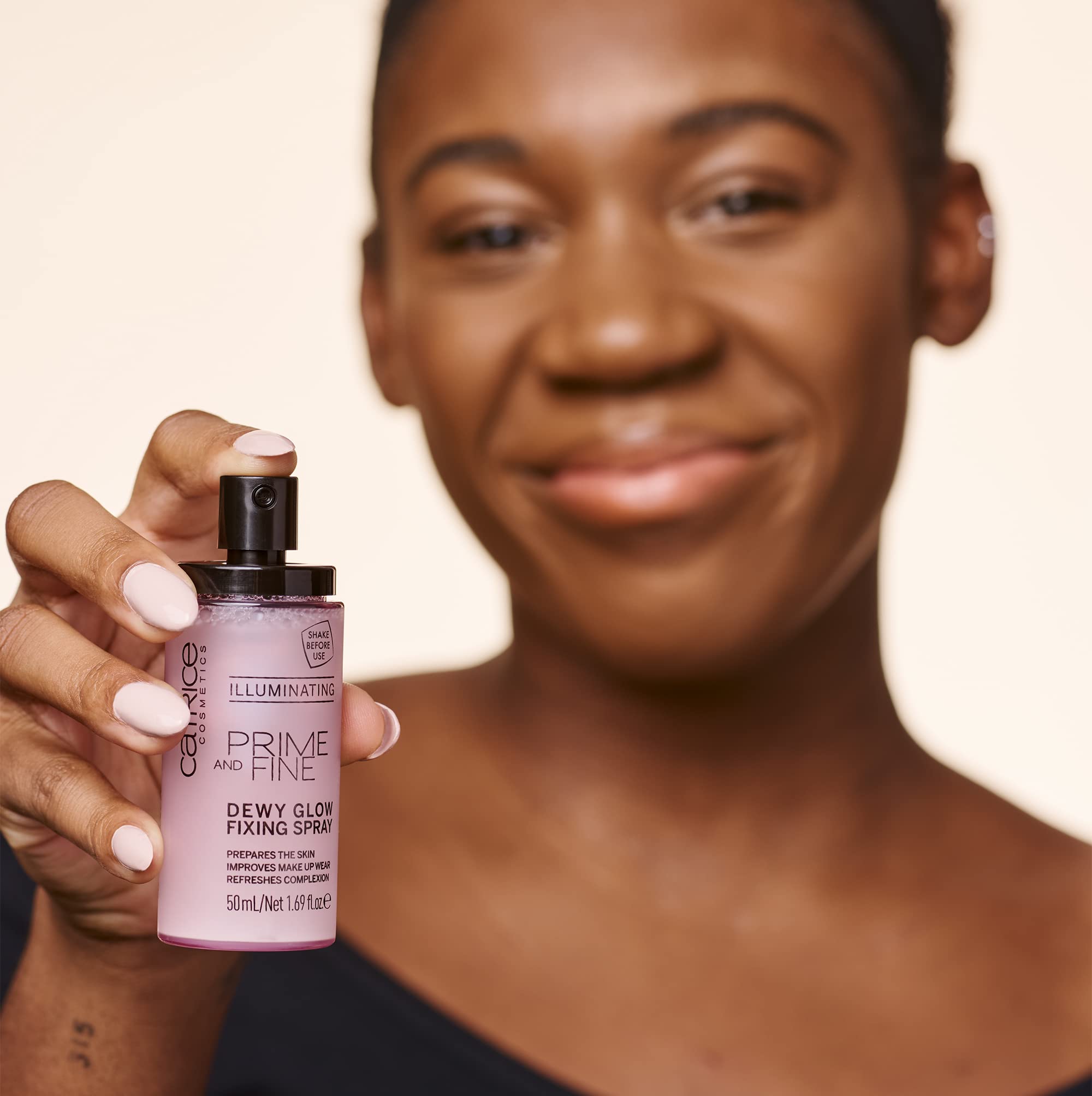 Catrice Prime And Fine Dewy Glow Finishing Spray