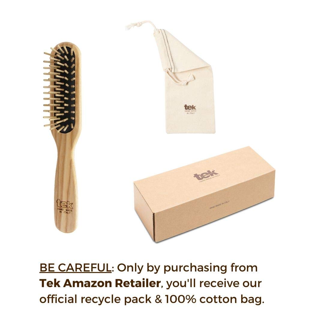 Rectangular brush in ash wood with regular pins