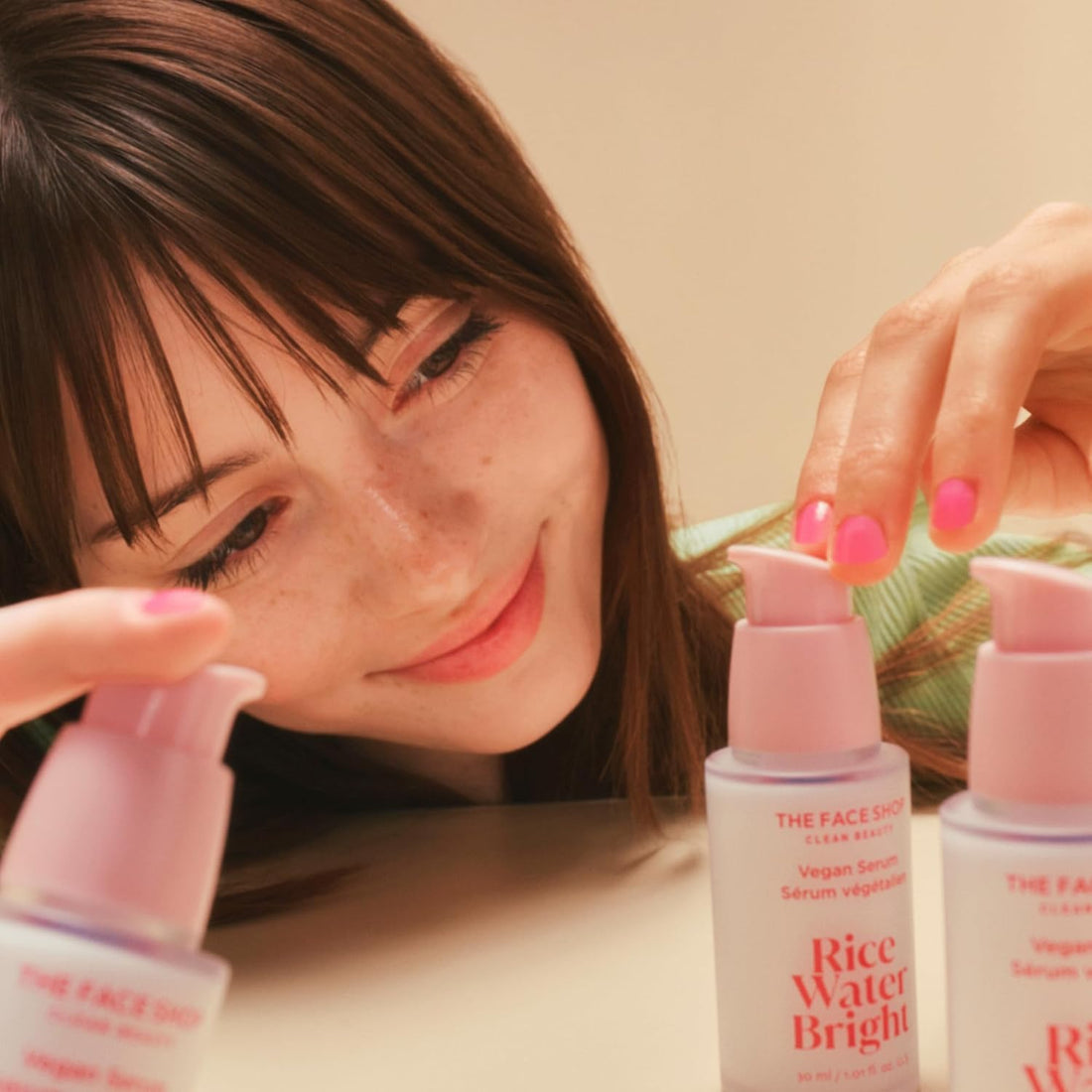 The Face Shop Rice Water Bright Vegan Serum - Targets Uneven Skin Tone & Dryness, Brightening, Nourishing, Hydrating - Rice Water, Hyaluronic Acid, Niacinamide - Korean Skin Care