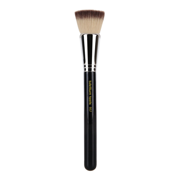 Bdellium Tools Maestro Series Precision Kabuki Brush, Black