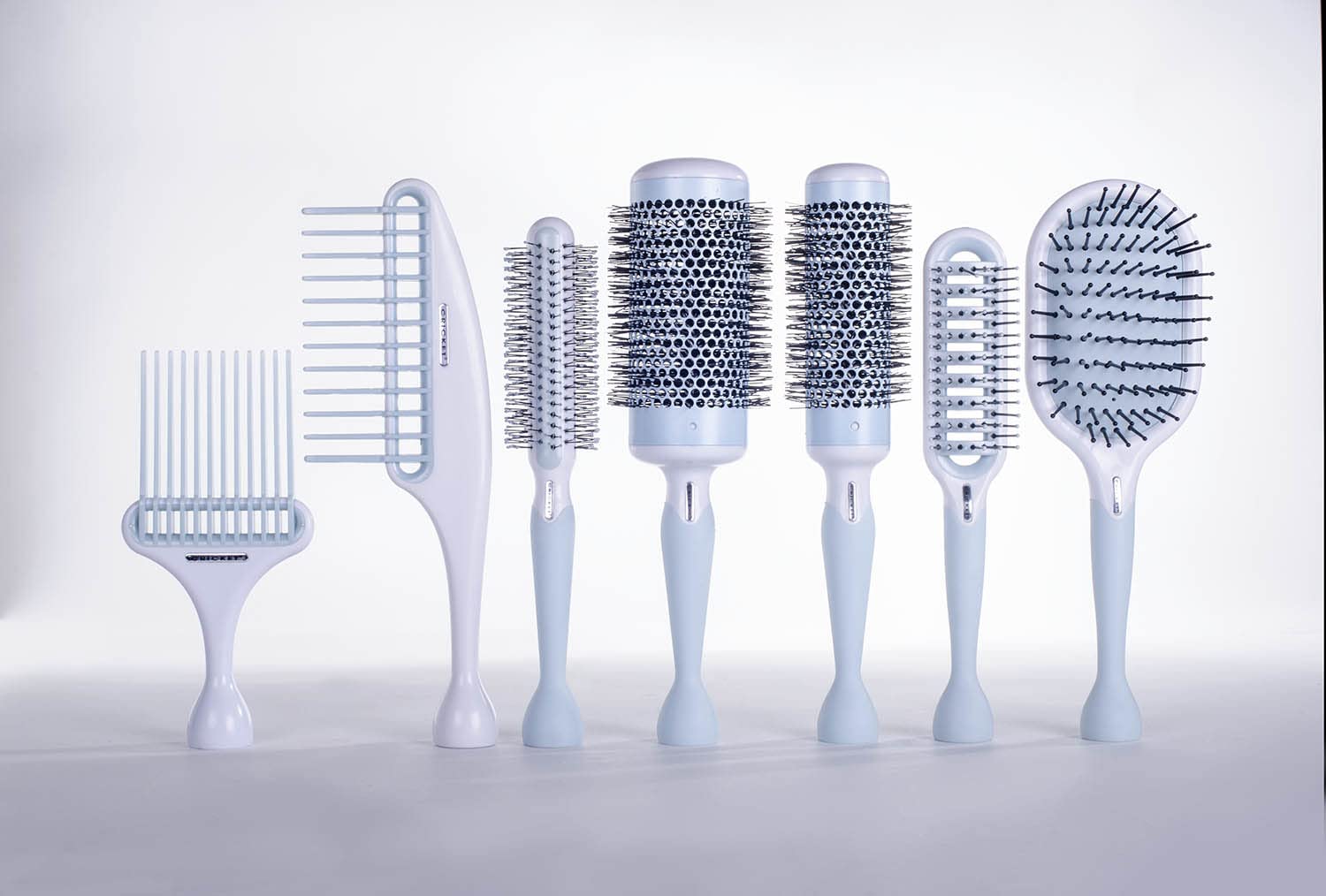 Cricket Friction Free Thermal Brush, 2 Inch