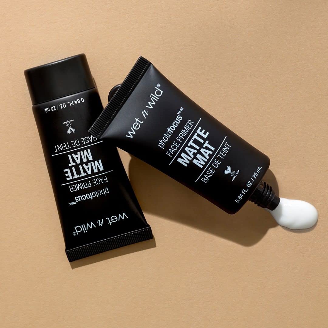 wet n wild Face Primer Photo Focus Matte Face Primer Clear, Perfect Prep & Matte Finish, Extends Makeup Wear, Weightless Hydration with Aloe Vera & Vitamin E, Cruelty-Free - Partners in Prime