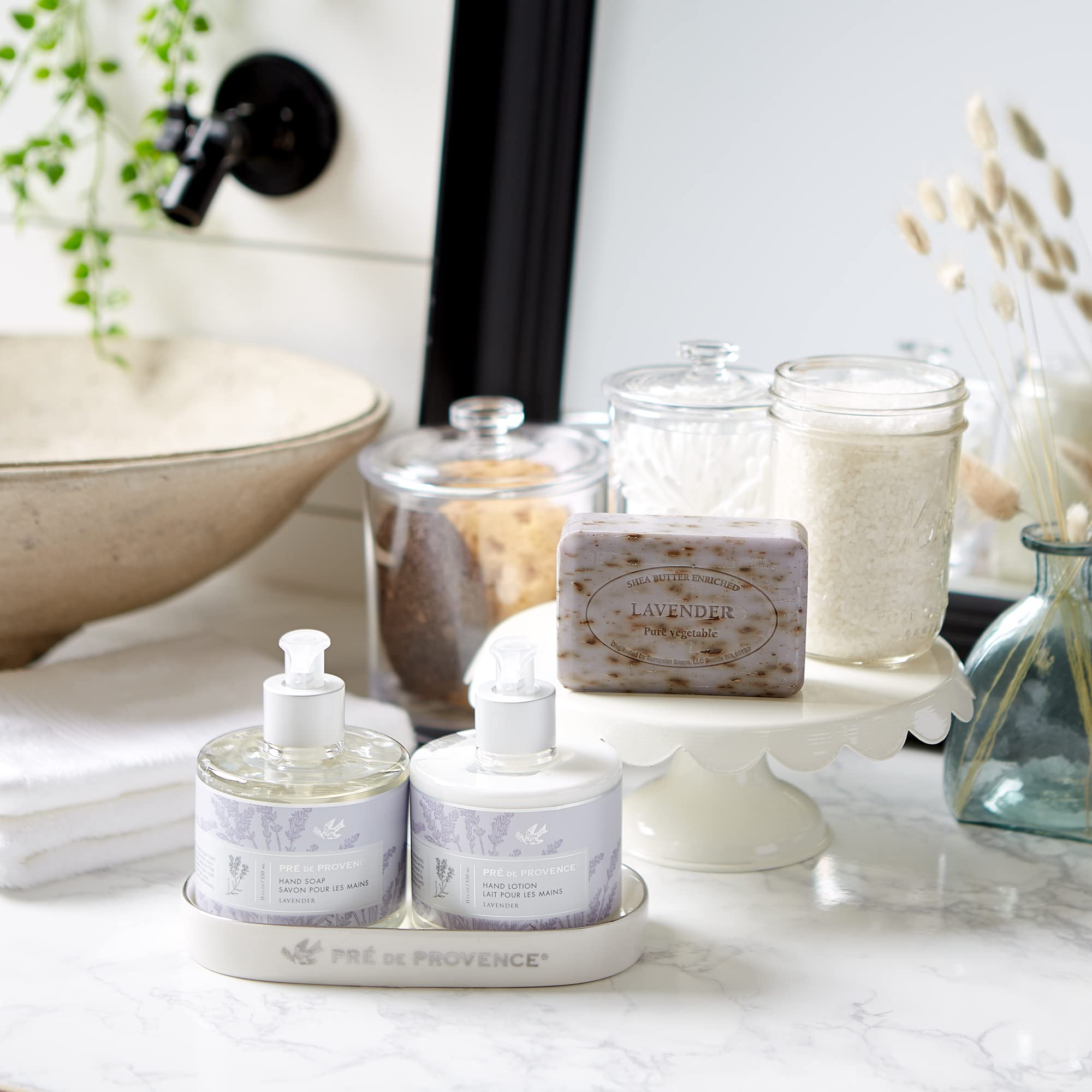 Pre de Provence Collection Shea Butter Enriched Soothing & Moisturizing, Liquid Soap, 11 fl oz, Lavender