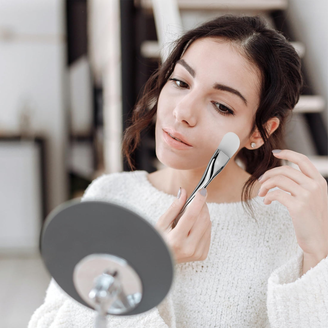 Silicone Face Mask Applicator 2 Packs Dual End Exfoliating Silicone Face Scrubber Soft Makeup Beauty Brush Tools for Clay, Cream, Gel, and Mud Facial Masks (Gold&Silver)