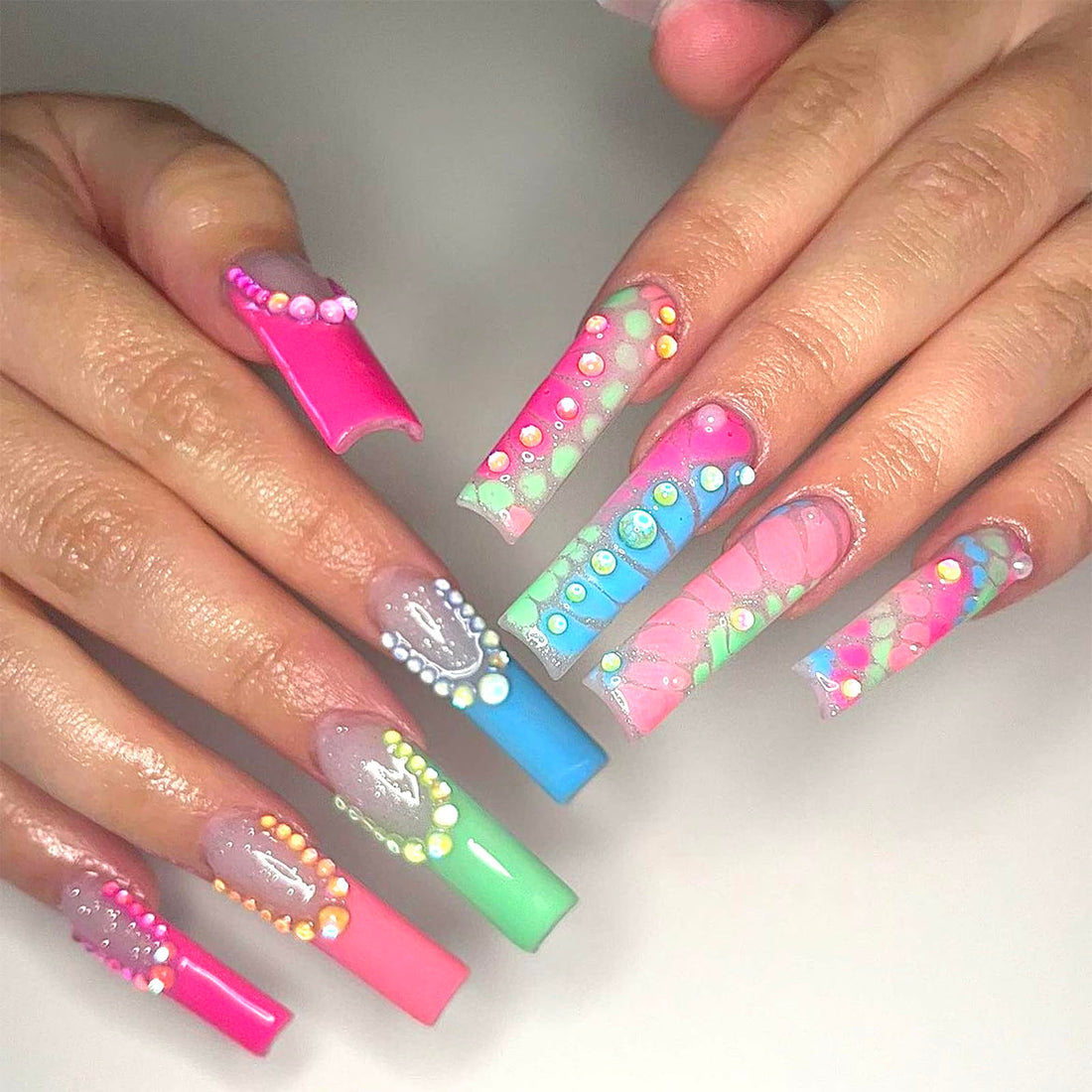 NAISKA 500Pcs Nail Rhinestones Set 3D Aurora Candy Colorful Rhinestones Beads Gems Stones Rhinestones Nail Art Decoration for Nail DIY Crafts