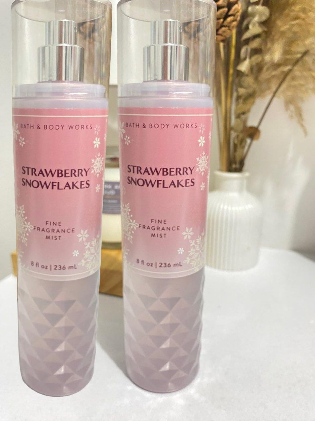 Bath & Body Works Strawberry Snowflakes Fine Fragrance Body Mist Gift Set 8 oz Pack Lot of 2 (Strawberry Snowflakes) 8 Fl Oz (Pack of 2) 16 Fl Oz