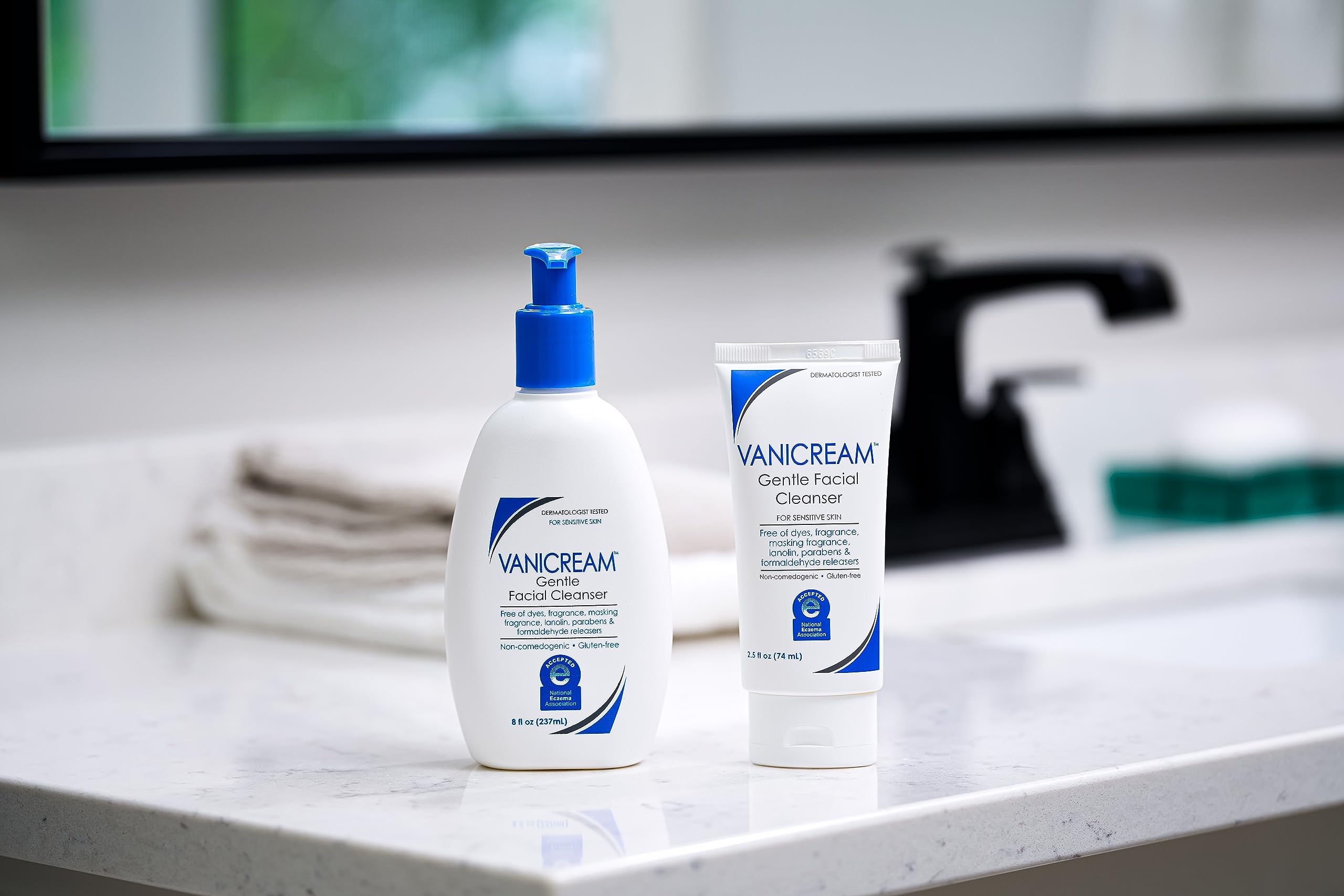 Vanicream Gentle Facial Cleanser - 2.5 fl oz - Formulated Without Common Irritants for Those with Sensitive Skin