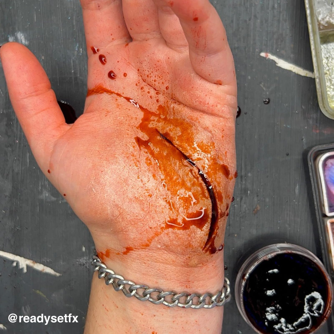 MEICOLY Quality Updated Halloween Coagulated Blood,30g/1.06 oz Fake Blood Gel with Black Stipple Sponge,for SFX Wound,Cuts,Clown,Vampire Film Cosplay Scab Makeup,