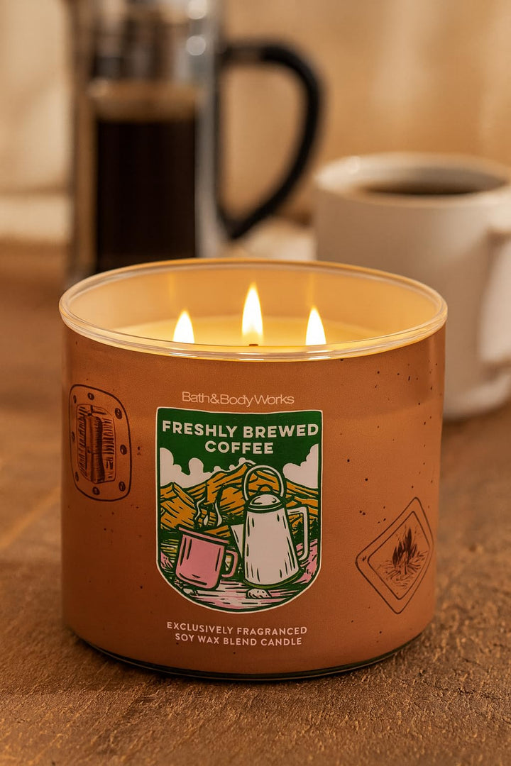 Bath & Body Works Freshly Brewed Coffee 3-Wick Candle 14.5 oz – Rich Coffee, Sweet Vanilla Cream, Sugar Crystals
