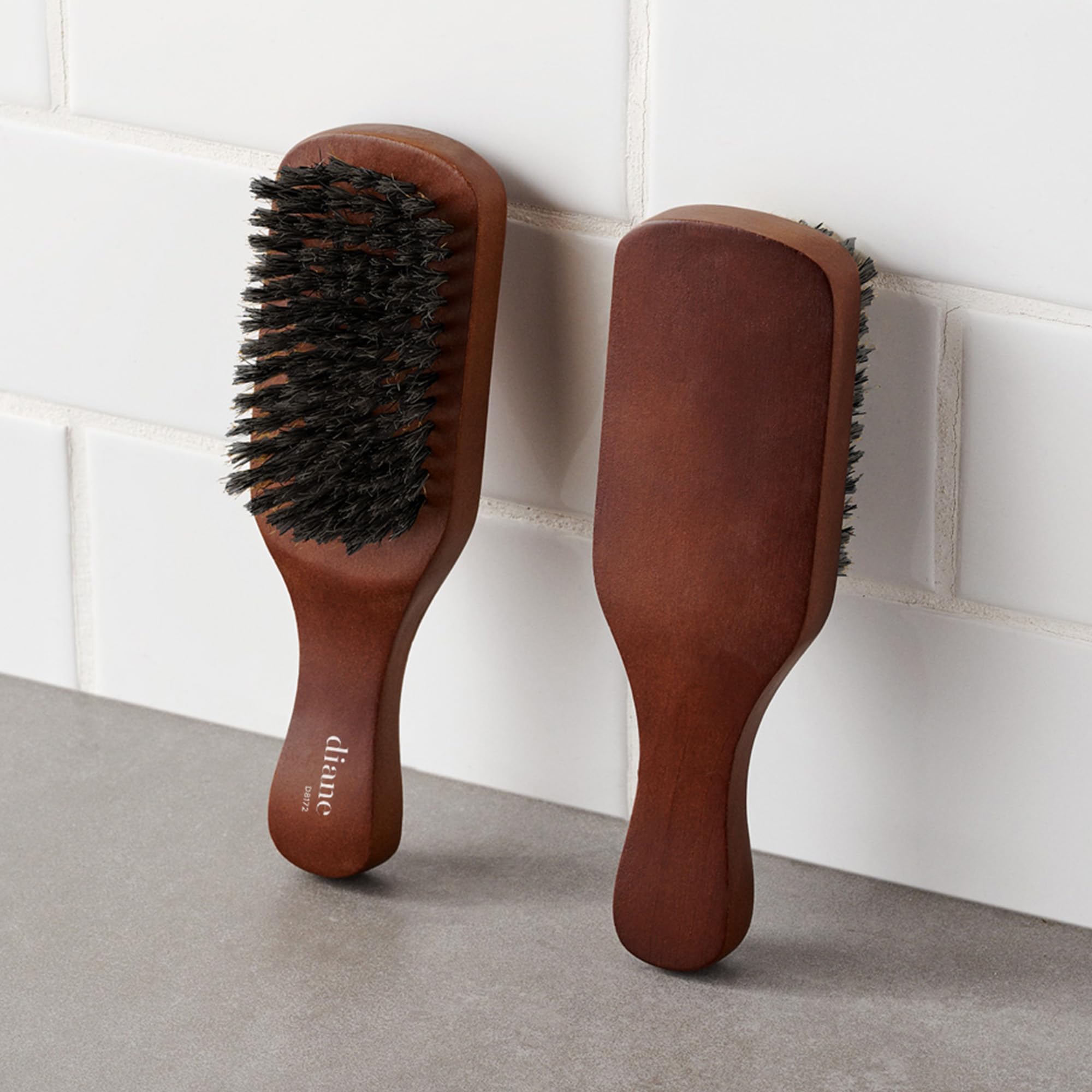 Diane medium firmness reinforced boar bristle, short handle style wave mens hair brush, d8172