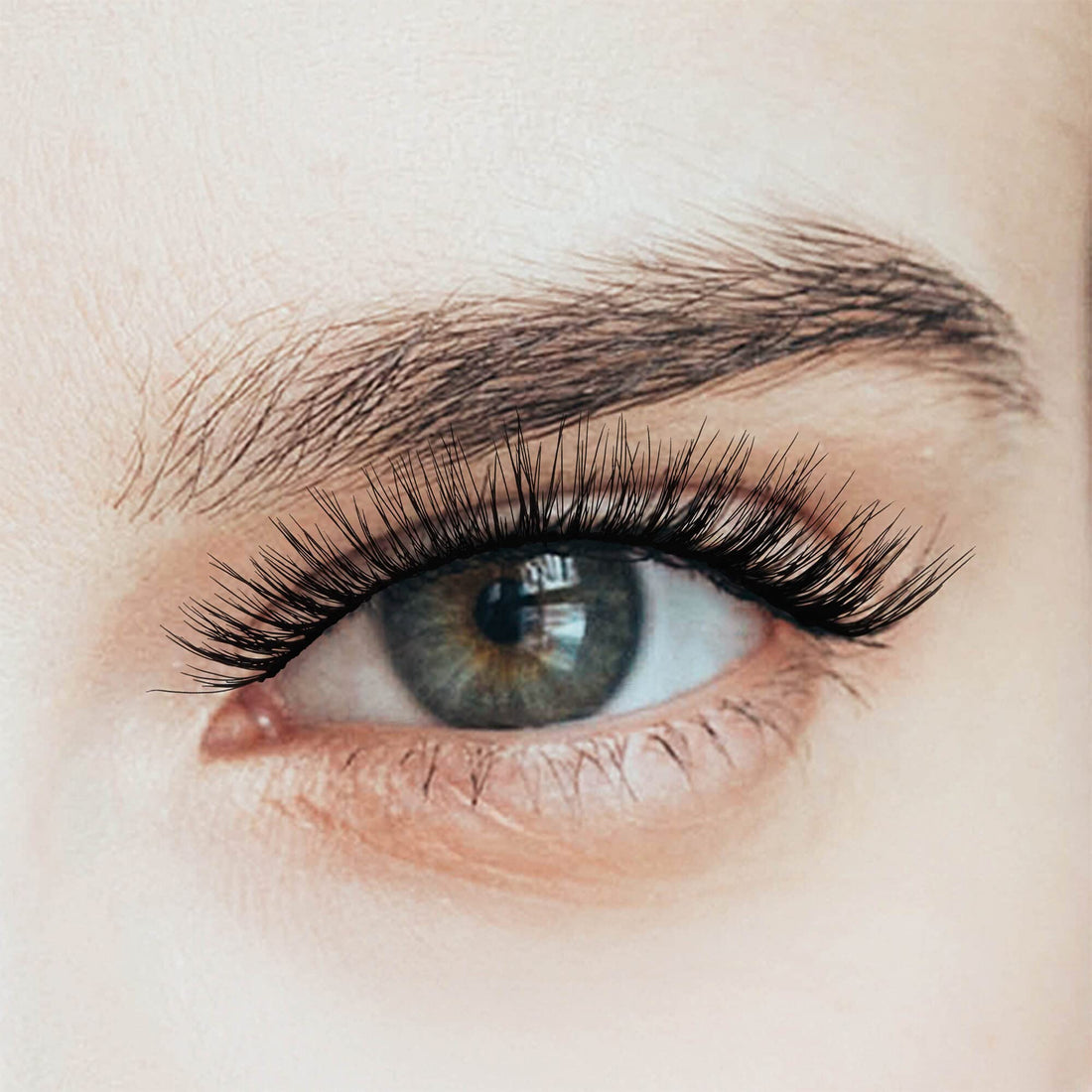 Kiss 5 pair of Flirty Eyelashes KFLM04 with tapered ends