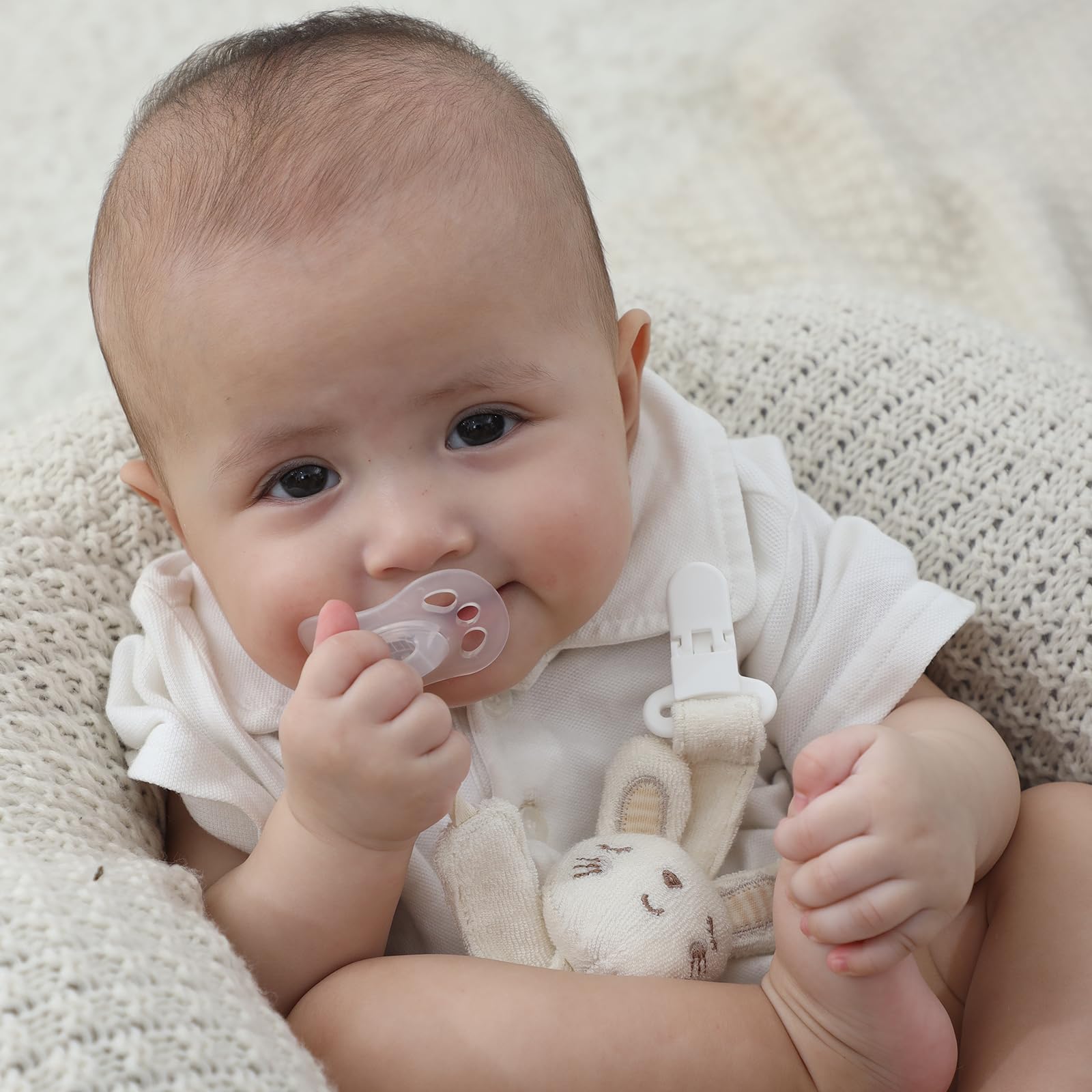 COTTONBEBE Pacifier Clip, 2 Pack Baby Pacifier Holder for Boys and Girls Fits Many Pacifiers & Baby Teething Toys, Ideal Baby Gift (Rabbit&Bear)