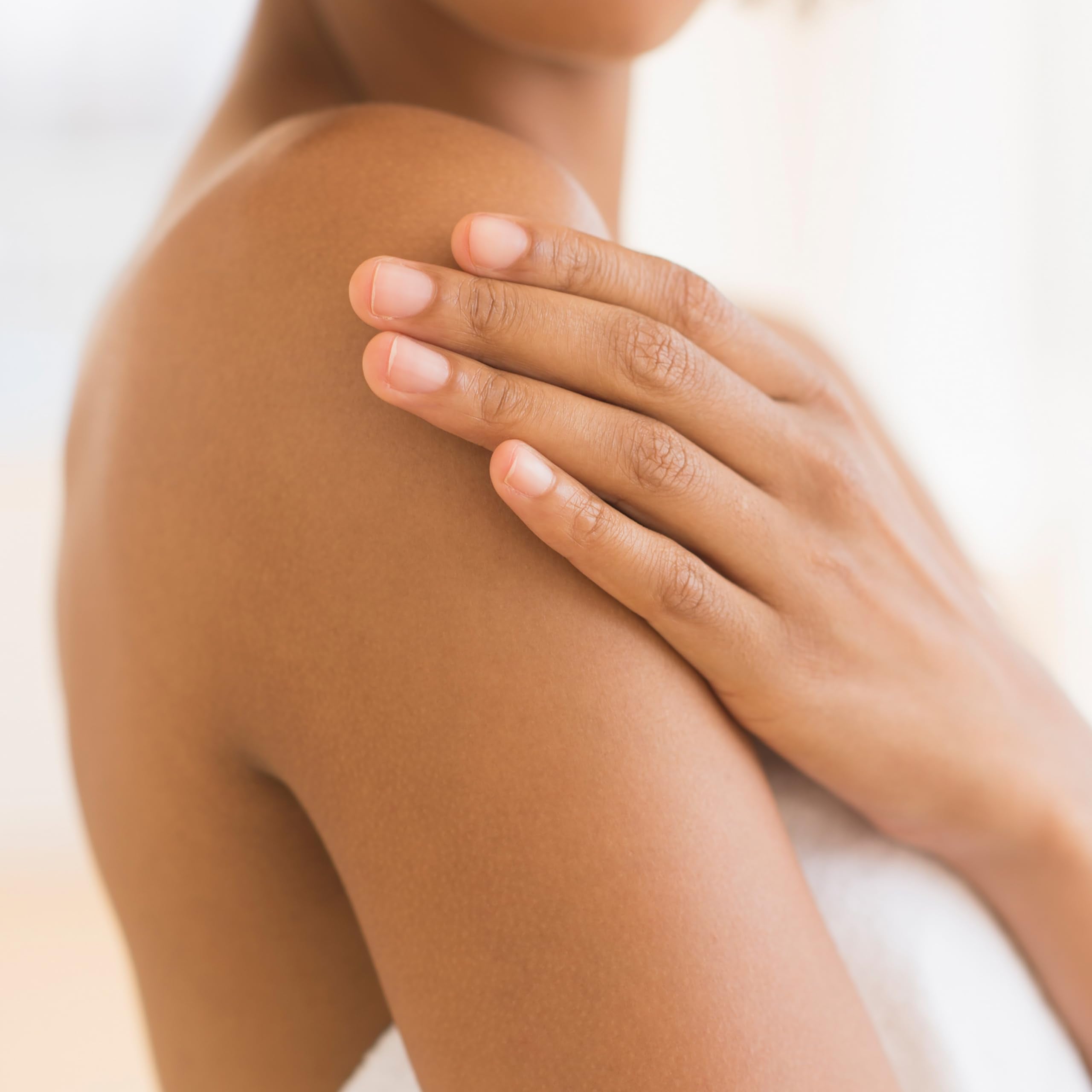 Olay Fresh Outlast Rose Water & Sweet Nectar Scent Body Wash for Women 22 fl oz (Pack of 4)