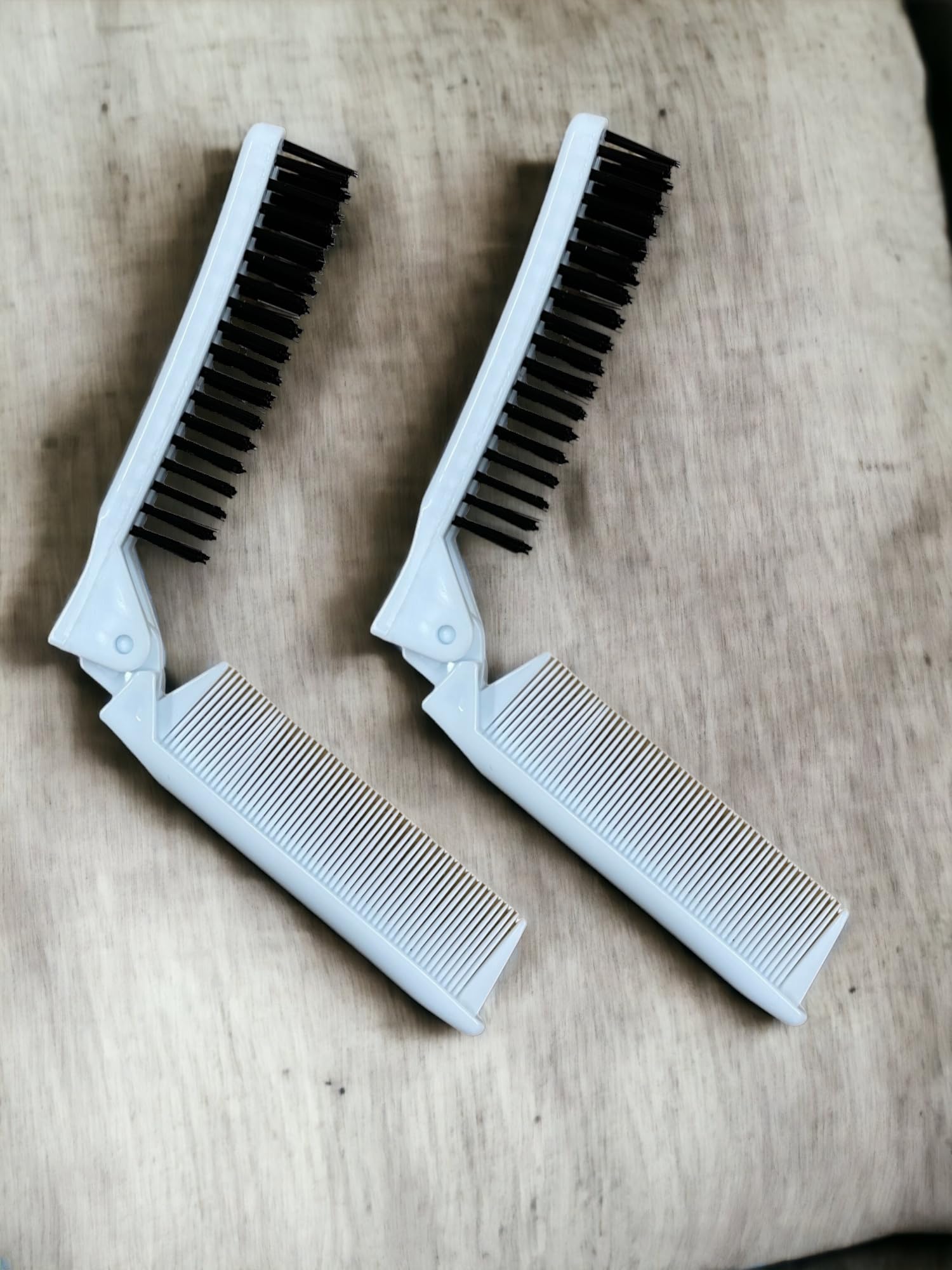 Folding Compact Travel Pocket HAIR BRUSH/COMB, 1 Red 1 White