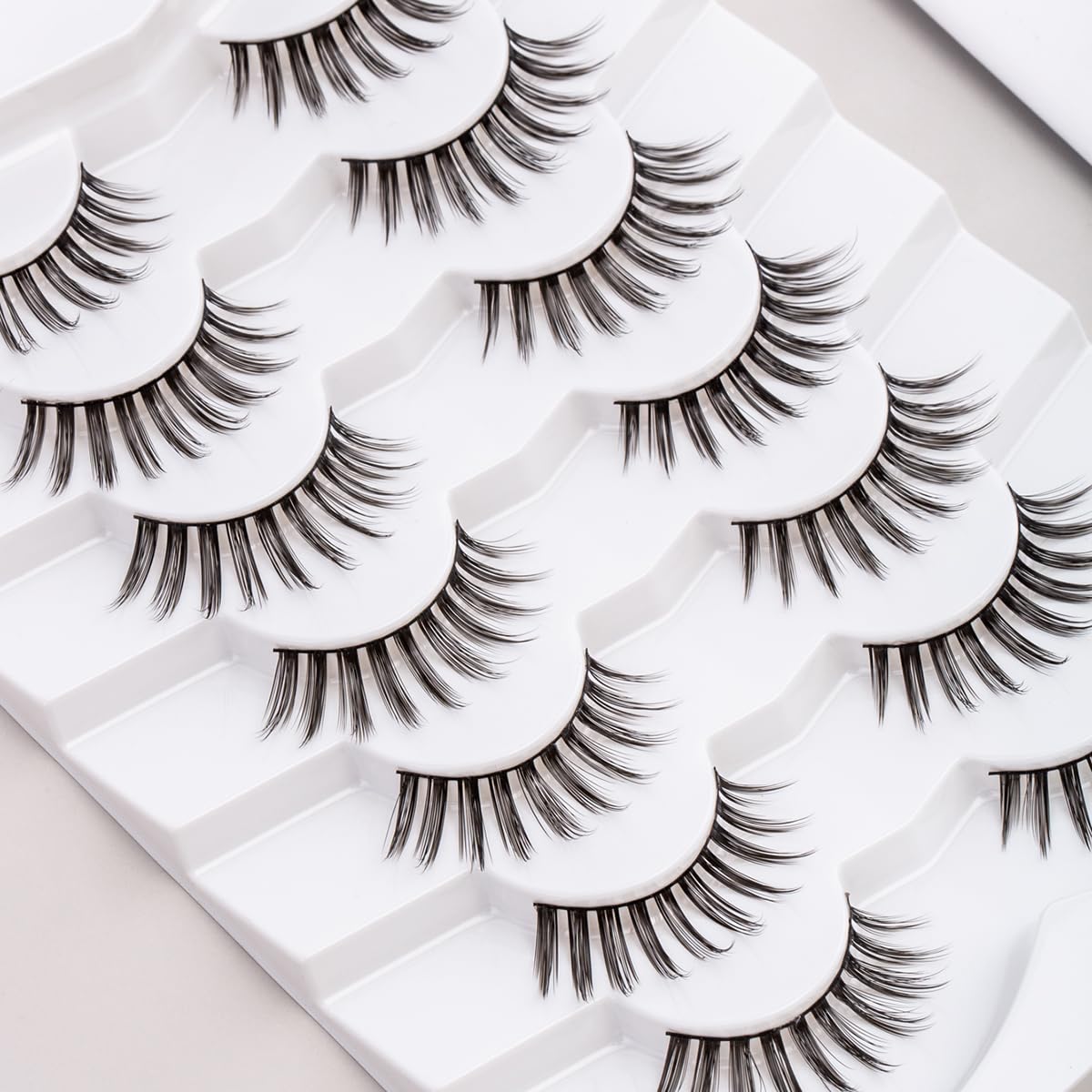 Siligli Manga Lashes Cat Eye Wispy Eyelashes Anime Lash Pack, 7 Pair