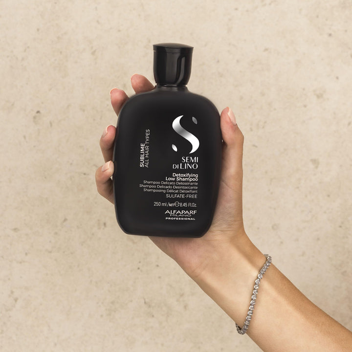 Alfaparf Milano Semi di Lino Sublime Sulfate Free Detox Shampoo - Detoxifying Shampoo - Gentle Hard Water Shampoo for Oily Hair - Cleansing Scalp Build Up and Impurity Remover (8.45 fl oz)