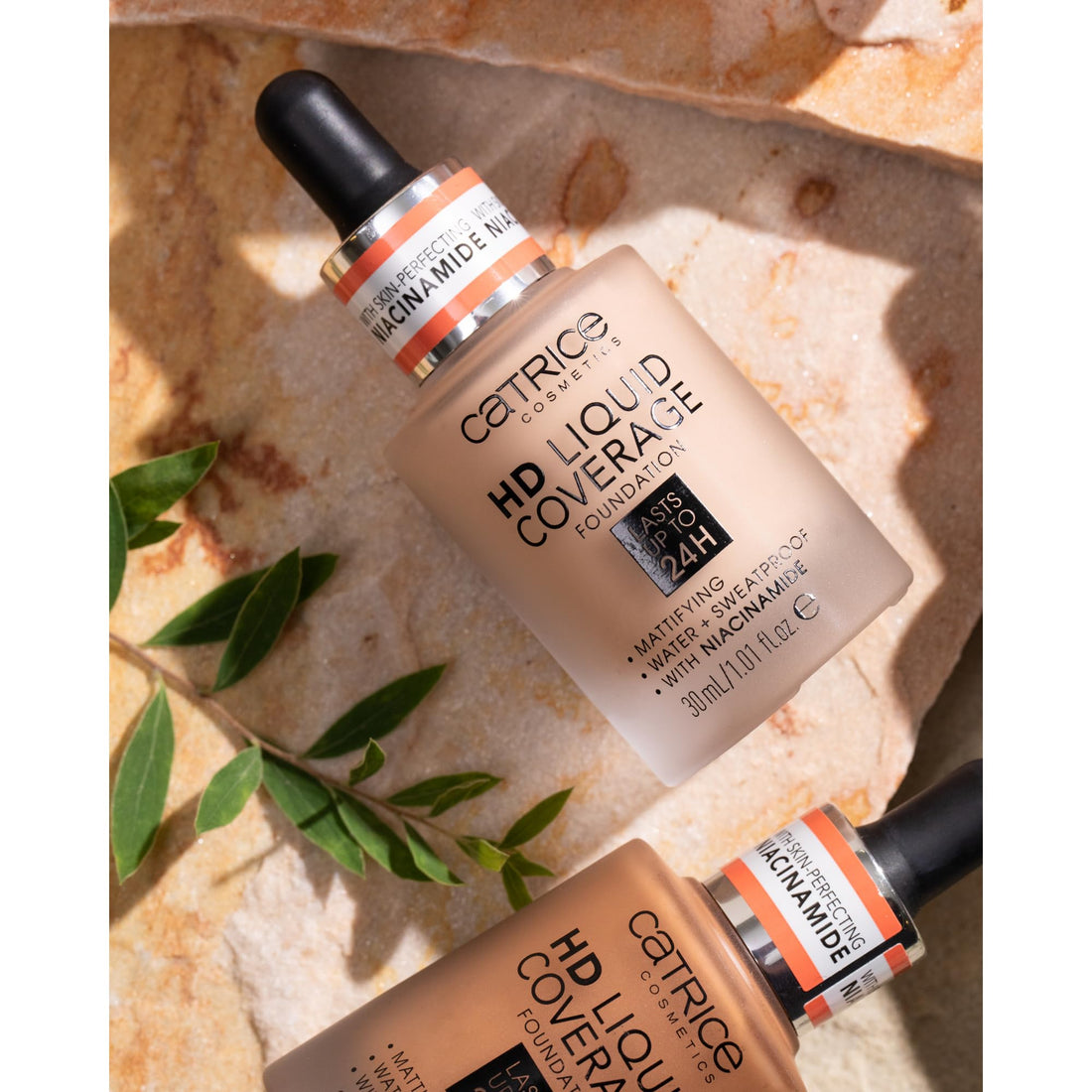 Catrice - Liquid HD Foundation Coverage - 010 Light Beige