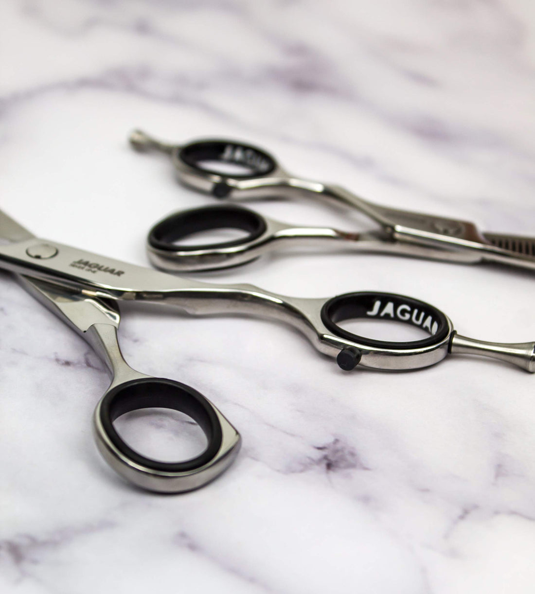 Jaguar Shears Pre Style Relax Slice 5.5 Inch Offset Design Professional Ergonomic Steel Hair Cutting & Trimming Scissors for Salon Stylists, Beauticians, Hair Dressers and Barbers