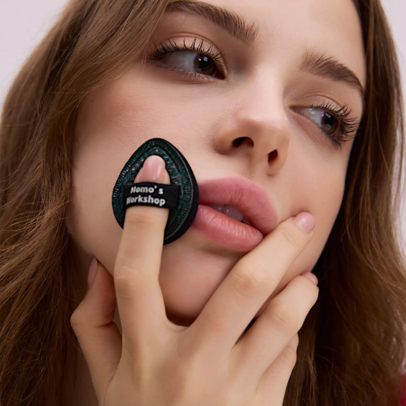 Momo's Workshop Mini Makeup Sponge Puff, Small Face Sponge for Foundation & Concealer, Makeup on Details Targeted, Travel Friendly & Reusable, 5P