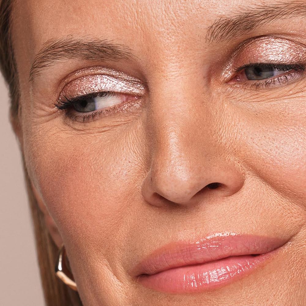 Jouer Crème Eyeshadow Crayon, Serene.