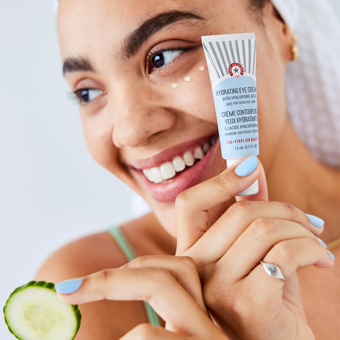 First Aid Beauty - Hydrating Eye Cream with Hyaluronic Acid, Nourishing Eye Cream that Provides 24 hours of Hydration, Helps Smooth Fine Lines, Wrinkles & Puffiness, Safe for Sensitive Skin, 0.5 oz