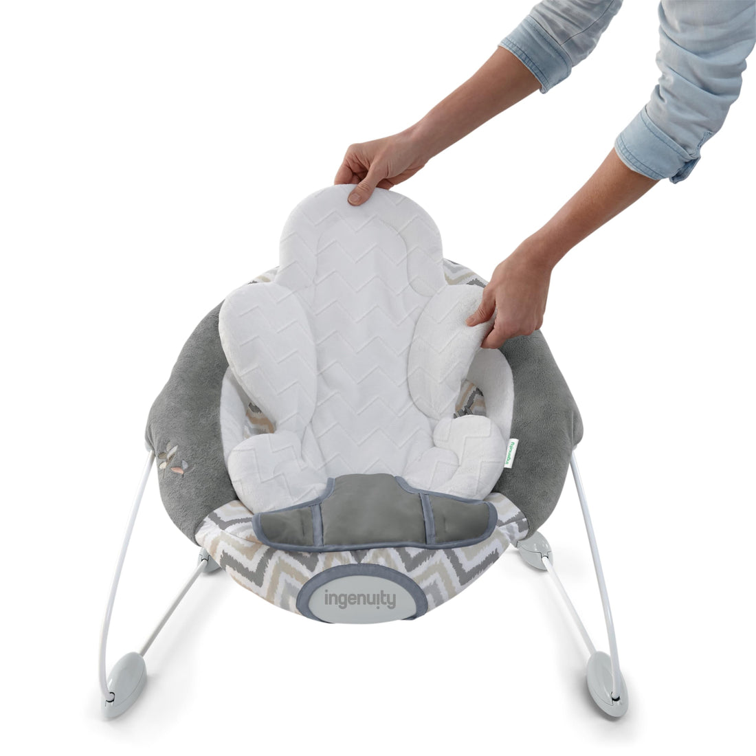 Ingenuity SmartBounce Automatic Baby Bouncer Seat with Music, Nature Sounds, Removable Bar & 2 Plush Infant - Chadwick