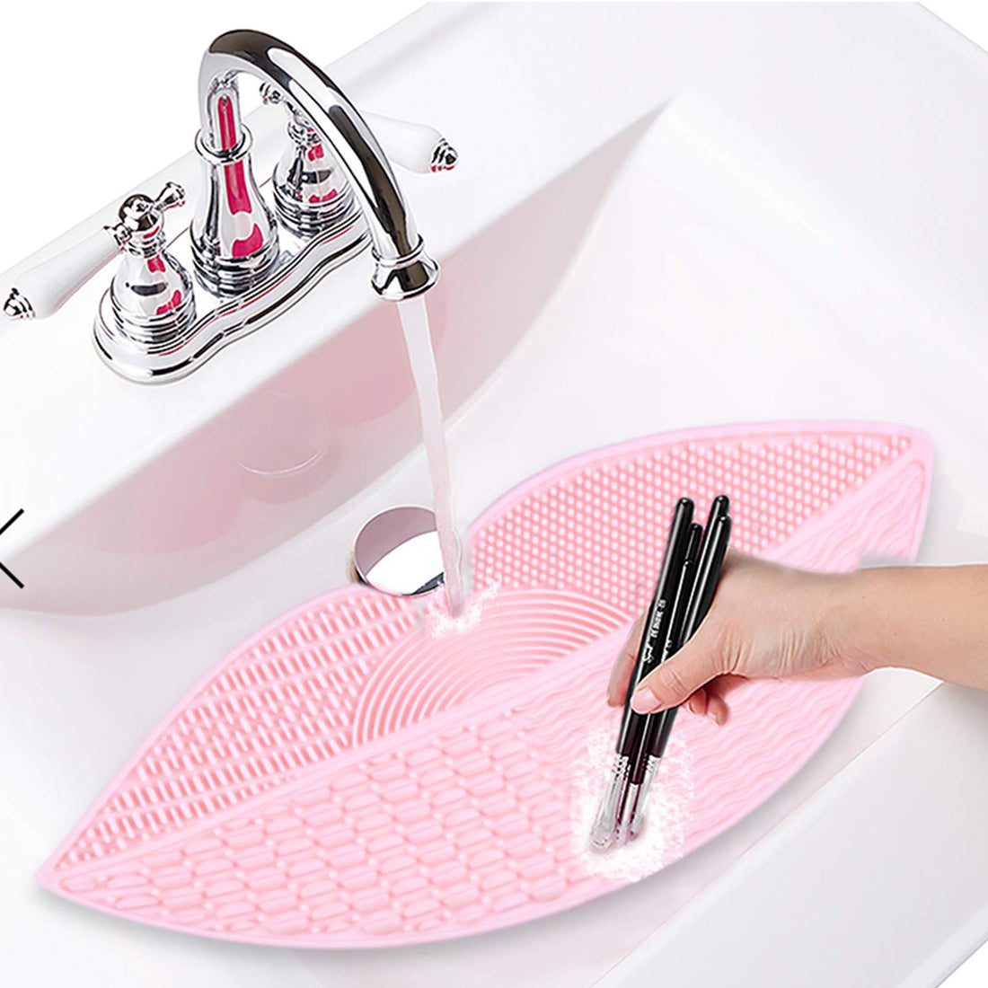 Pinkzio Makeup Brush Cleaning Mat Brush Cleaning Spa Pad, Baby Pink