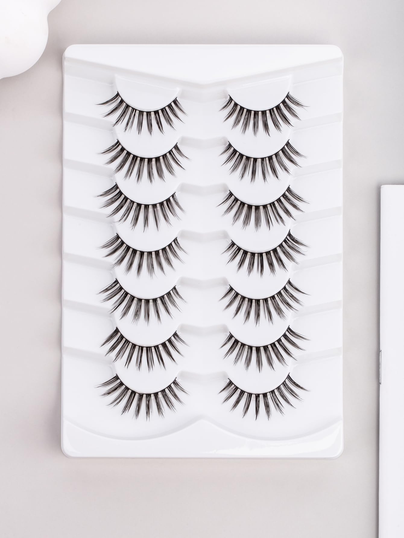 Siligli Manga Lashes Cat Eye Wispy Eyelashes Anime Lash Pack, 7 Pair