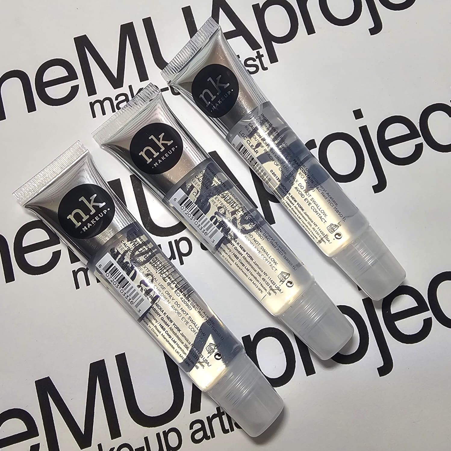 The Make-Up Artist Project 3 Pack Bundle of Clear Lip Gels - Hydrating Lip Glosses to nourish your lips with Vitamin E, Super Glossy and Thick.
