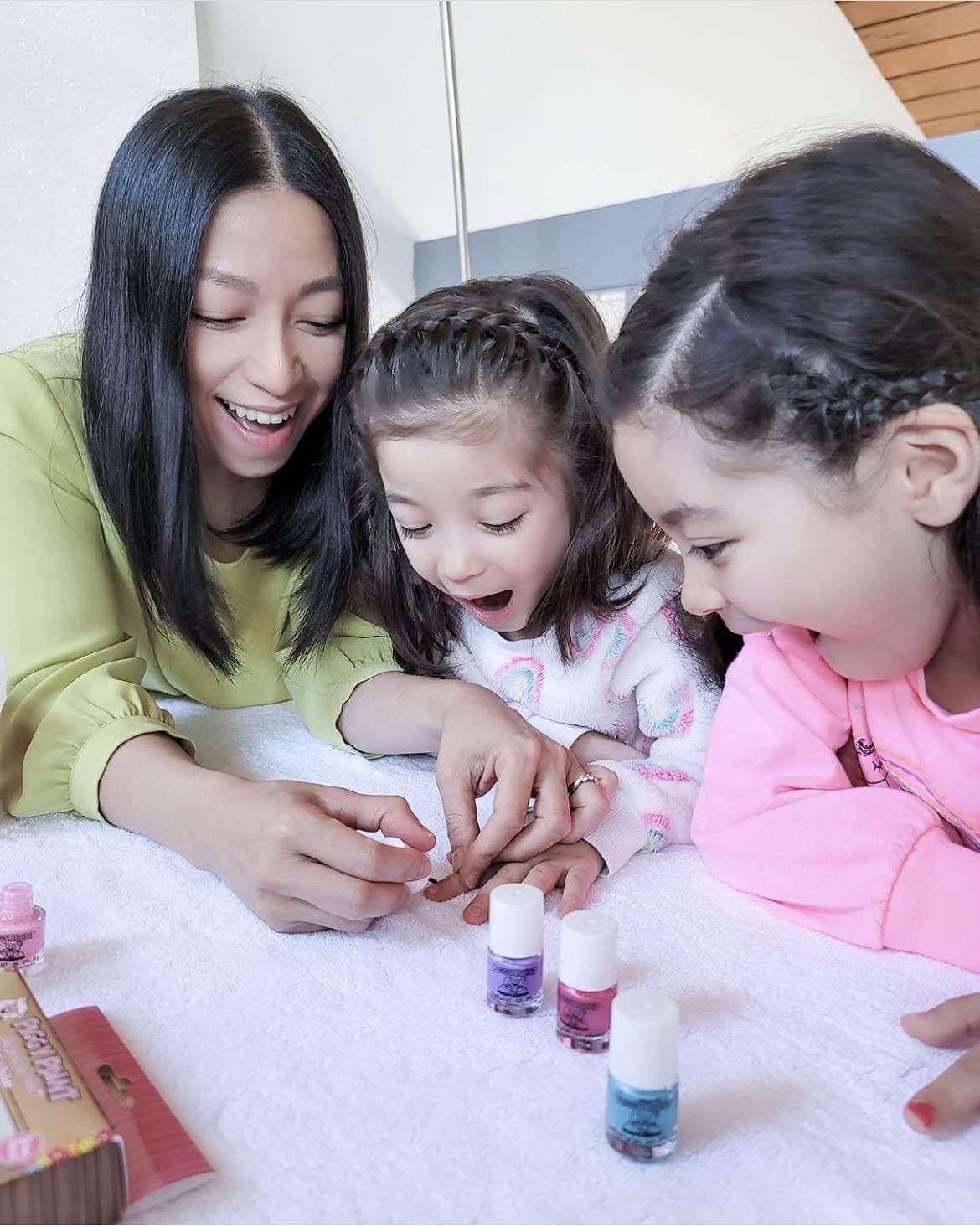 Piggy Paint - 100% Non-toxic Girls Nail Polish, Safe, Chemical Free, Low Odor for Kids - 4 Polish Gift Set - Scented Fruit Fairy